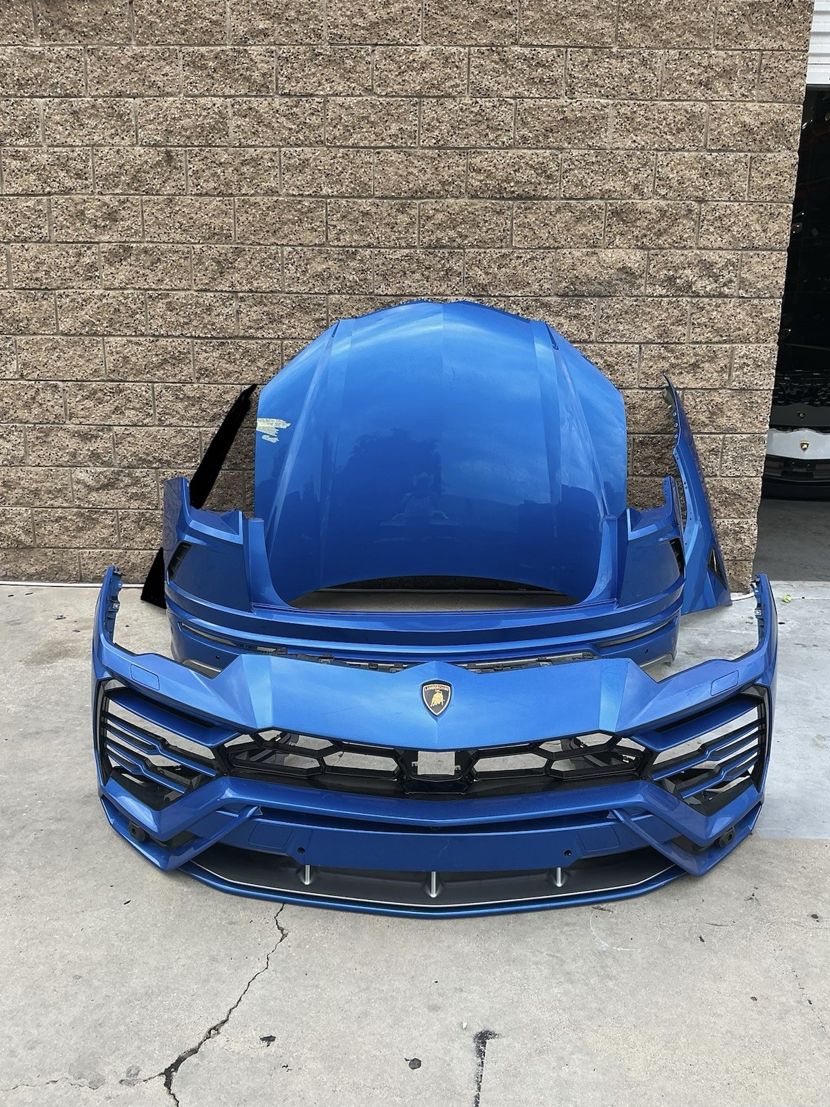 2019 2020 2021 2022 LAMBORGHINI URUS FRONT REAR BUMPER HOOD LEFT FENDER USED OEM