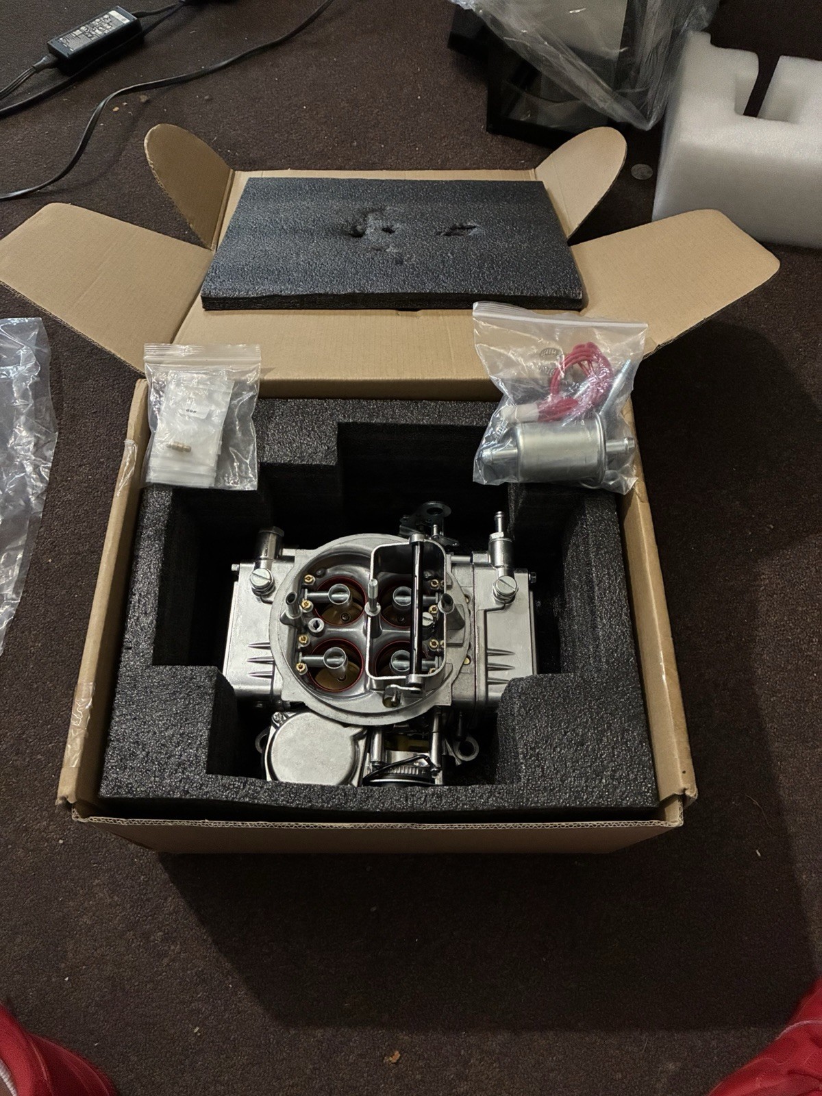 Brawler BR-67270 600 CFM 4-Barrel Carburetor New Open Box Brawler BR-67270 600 CFM 4-Barrel Carburetor New Open Box