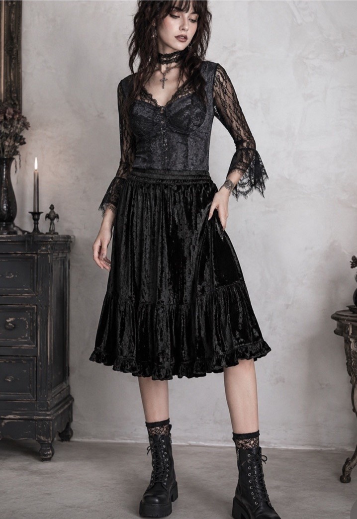 Agapo Size M Black Crinkle Velvet Skirt Midi Boho Goth Tiered Vintage WhimsiGoth Agapo Size M Black Crinkle Velvet Skirt Midi Boho Goth Tiered Vintage WhimsiGoth