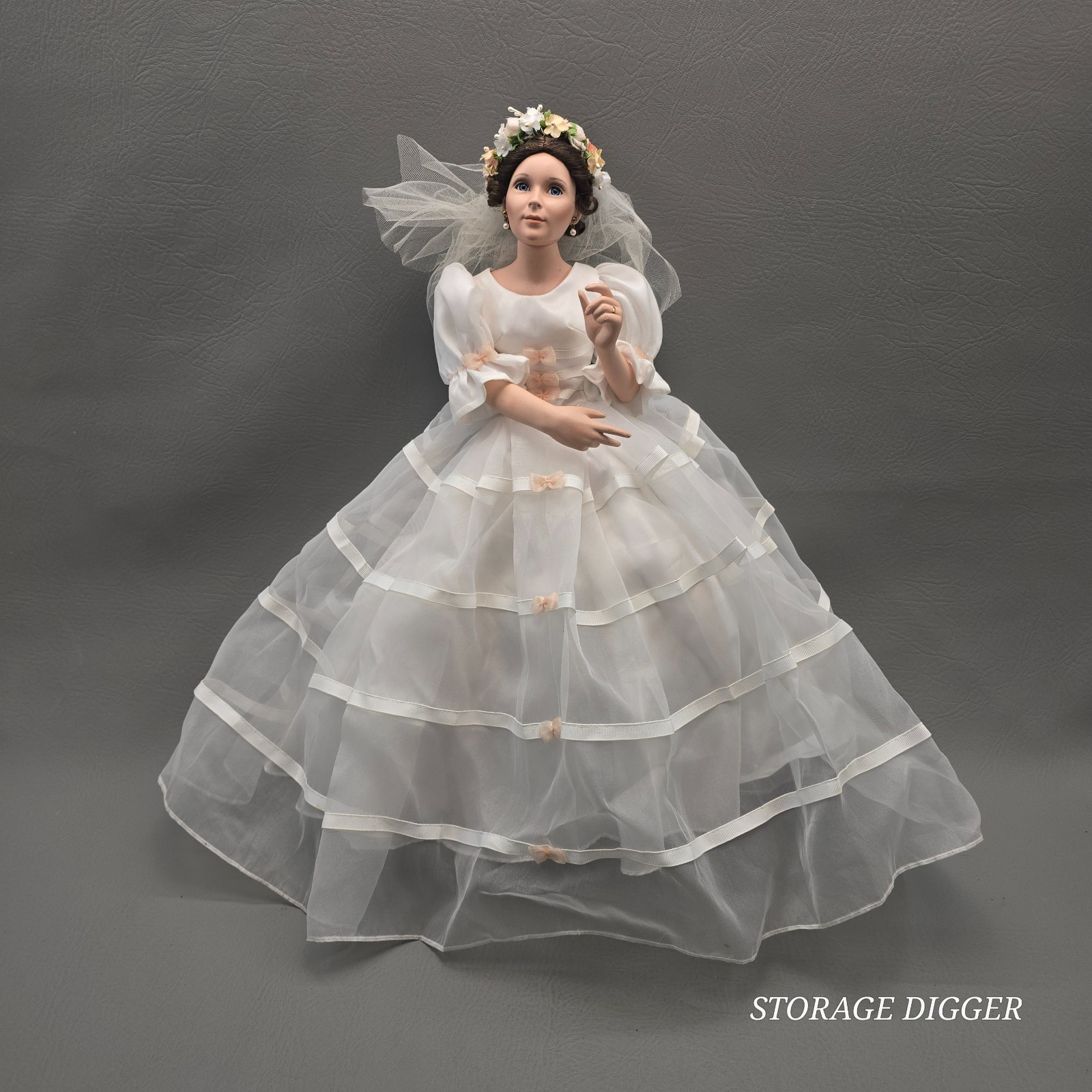 VTG Ashton-Drake Lee Dunsmore Savannah Southern Bride Porcelain Girl Doll 17.5\