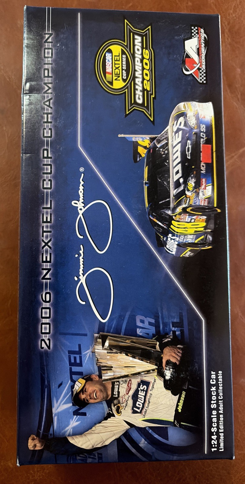 JIMMIE JOHNSON #48 Lowe\'s 2006 Monte Carlo SS Nextel Cup Champion 1:24 NASCAR