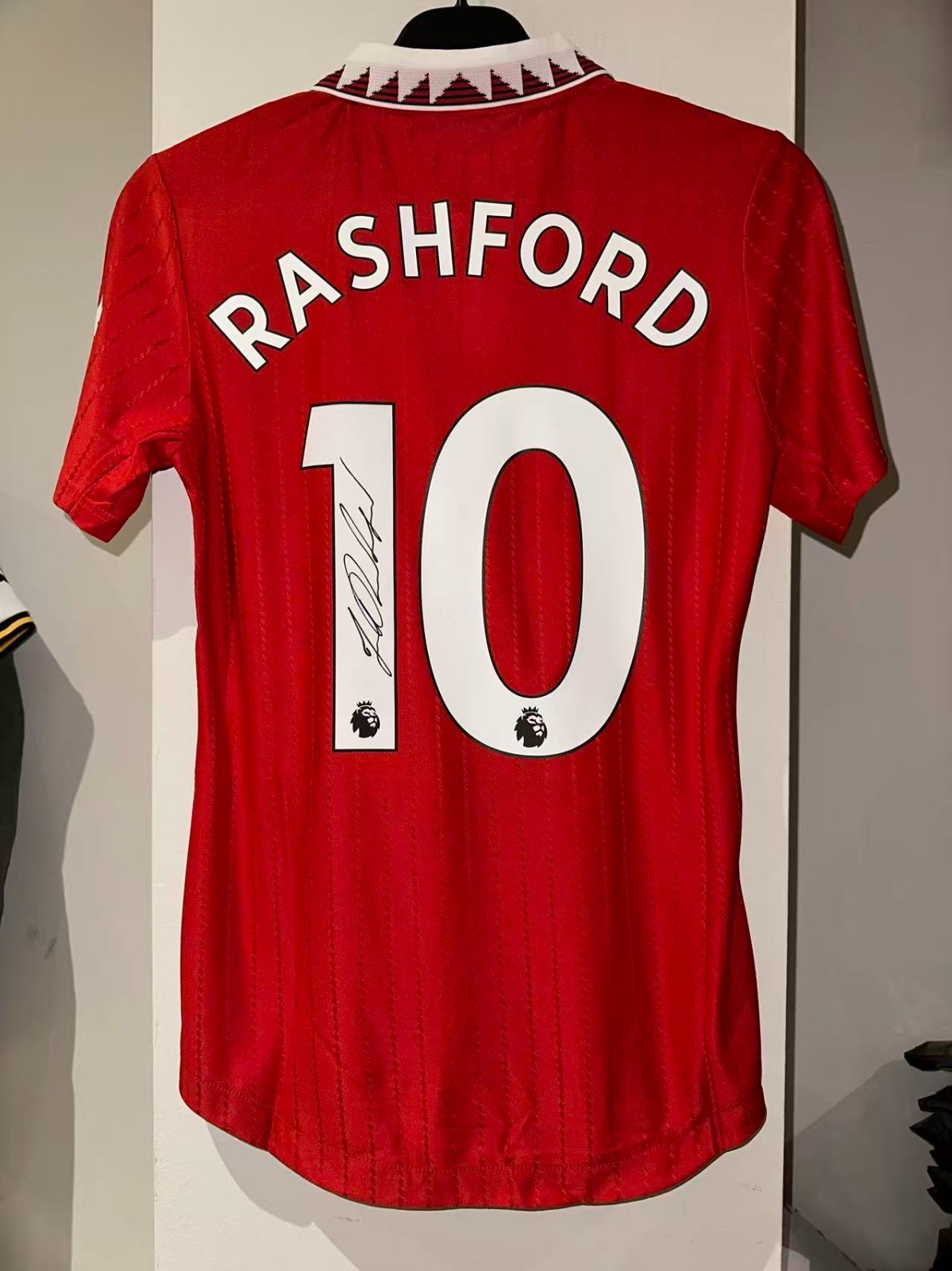 Marcus Rashford signed Manchester united home shirt jersey proof  player version