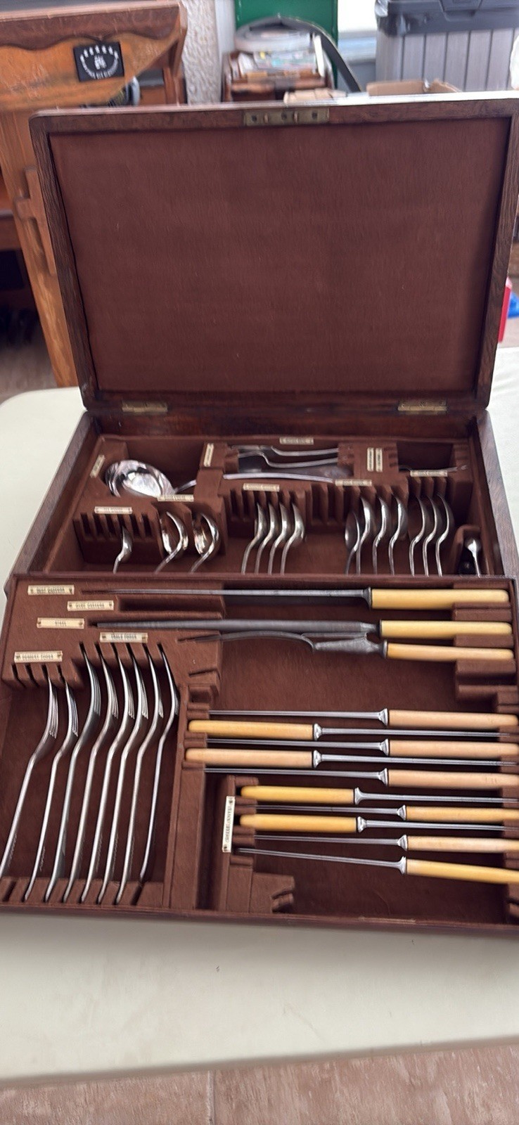 Walker & Hall Sheffield Silver Service 40 Piece Canteen of Cutlery & Silverware