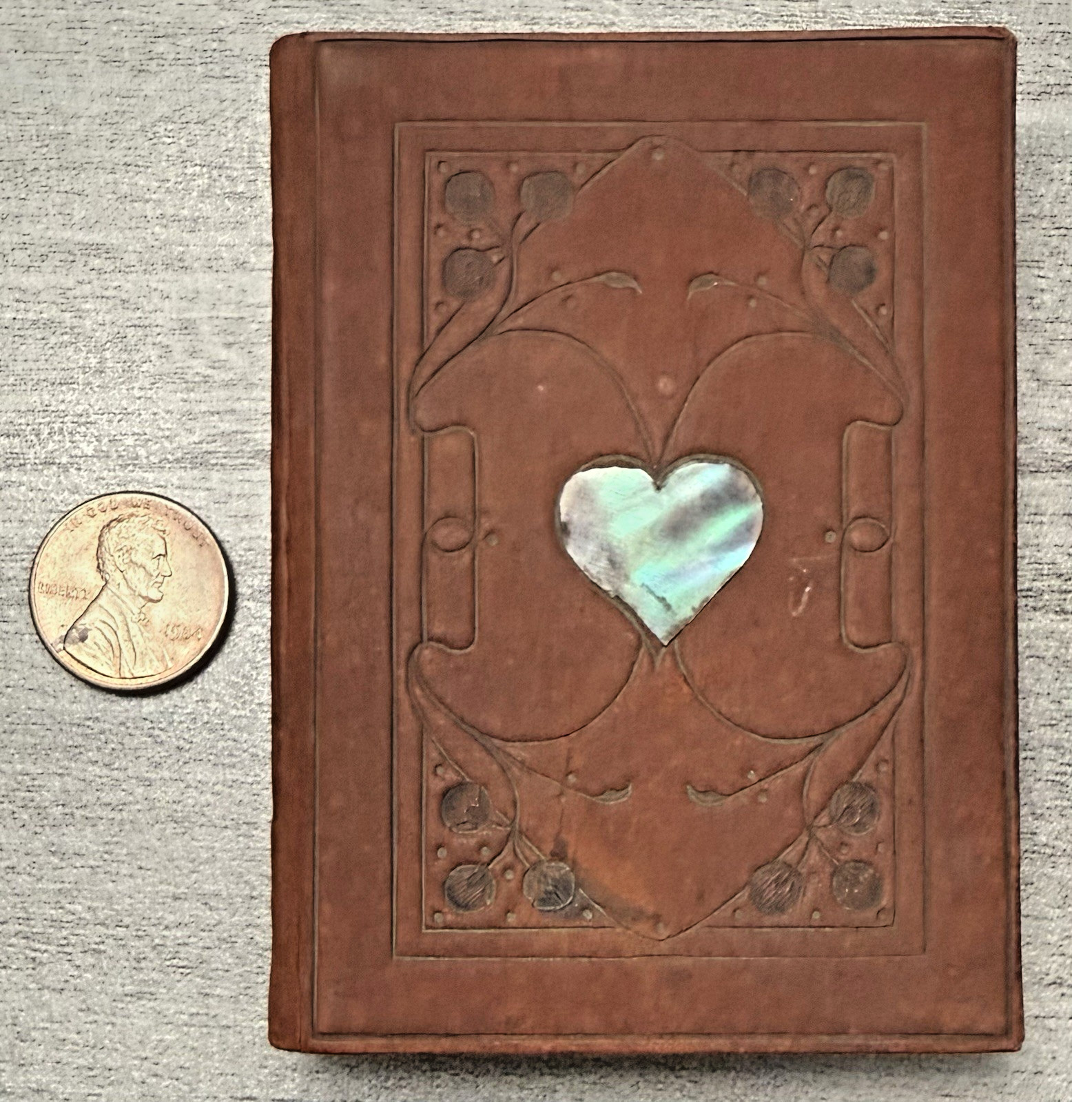 Antique 1908 Miniature ROBERT BURNS Treasury Poetical Works Poems Songs Ballads Antique 1908 Miniature ROBERT BURNS Treasury Poetical Works Poems Songs Ballads