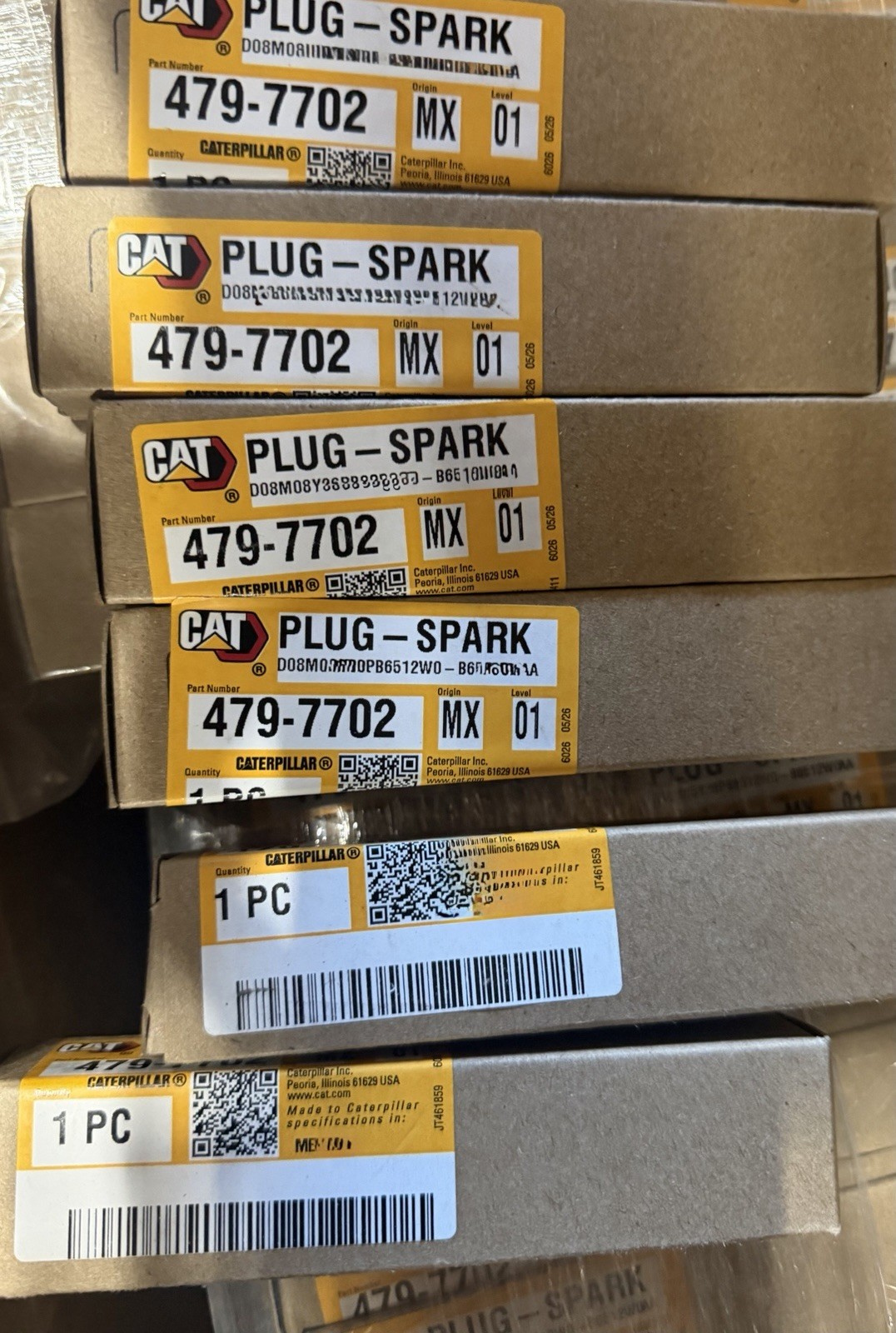 Cat Ignition Spark Plug OEM Gas Engine Part #479-7702 Cat Ignition Spark Plug OEM Gas Engine Part #479-7702