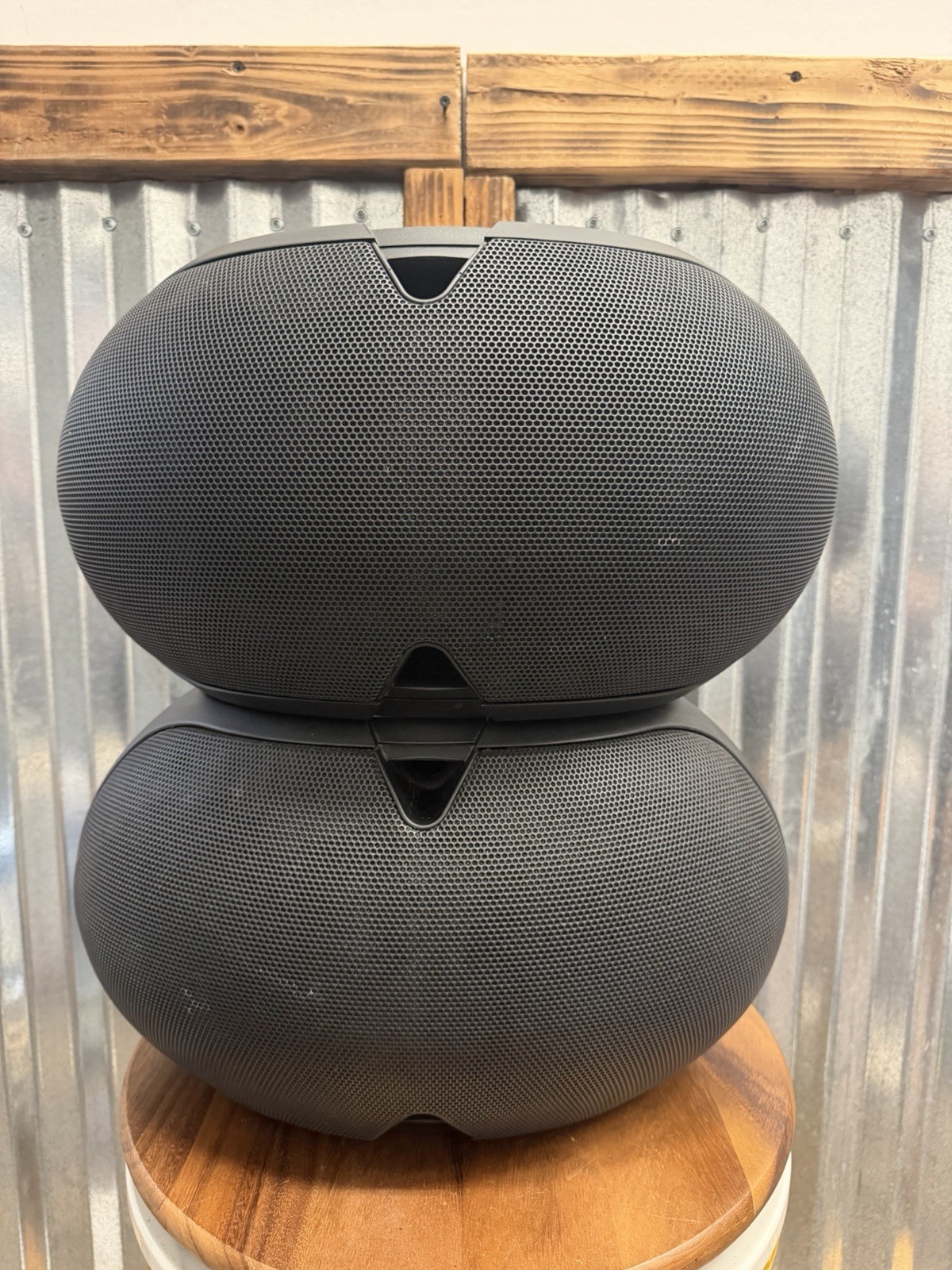 Electro-Voice EVID 6.2 Surface Mount Speakers Black 70V/8 Ohm w/ Brackets Pair