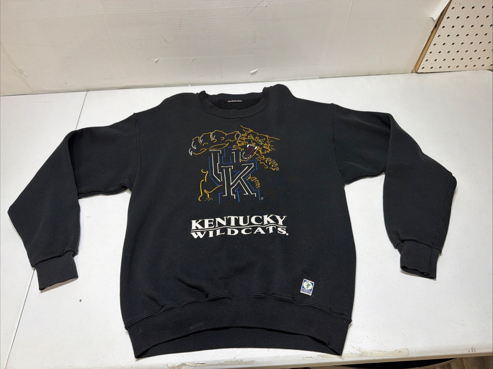 VTG University of Kentucky Wildcats 90s Starter Sweatshirt Men\'s Size See Photos