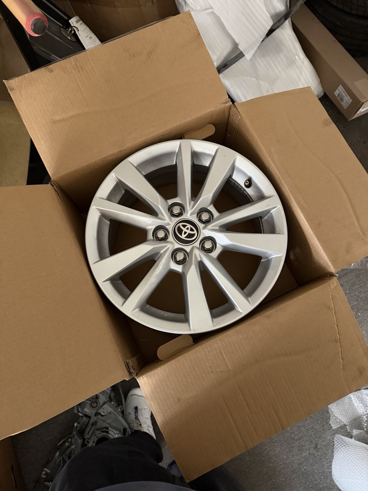 New OEM 2026 16” Toyota Camry LE Rim #75286 w/ Caps & Lug Nuts New OEM 2026 16” Toyota Camry LE Rim #75286 w/ Caps & Lug Nuts