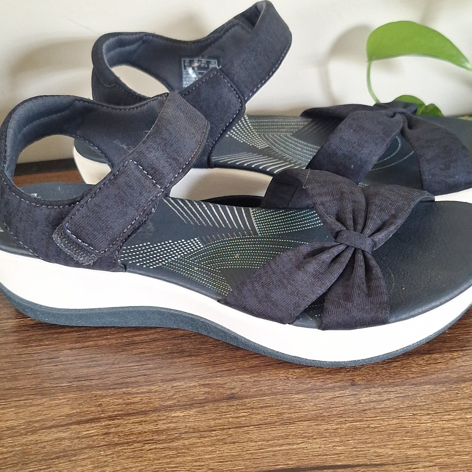 Clarks Cloudsteppers Arla Shore Women\'s Textile Wedge Sandals Clarks Cloudsteppers Arla Shore Women\'s Textile Wedge Sandals