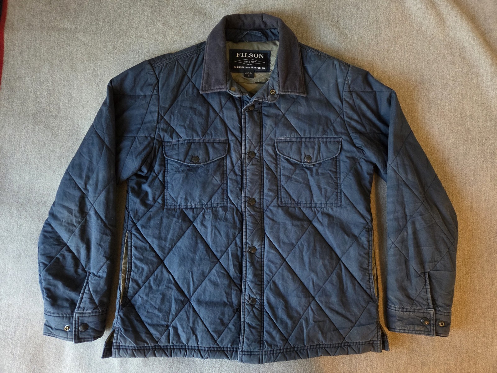 Filson Hyder Quilted Jac Shirt | Medium | Navy | Discontinued | Rare