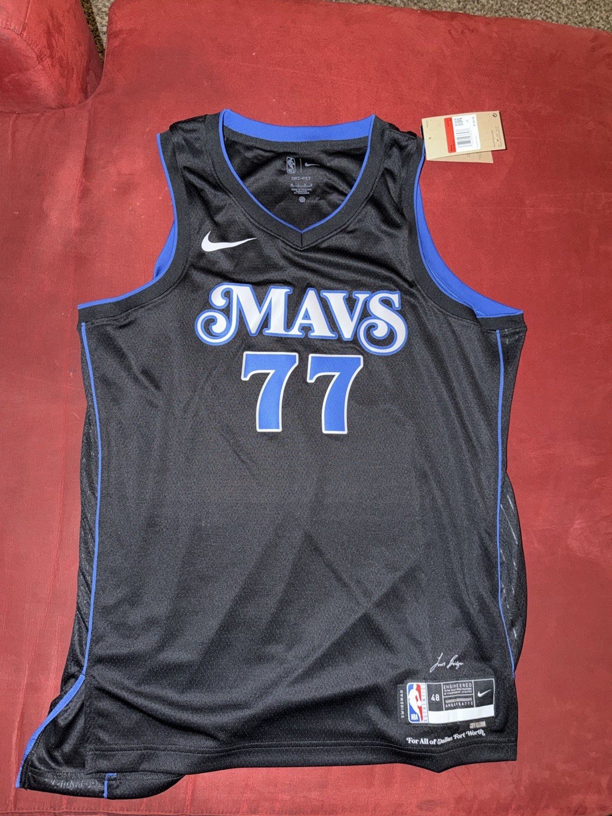 Luka Doncic Dallas Mavericks 2023-24 Nike City Edition Jersey Large 48 Luka Doncic Dallas Mavericks 2023-24 Nike City Edition Jersey Large 48