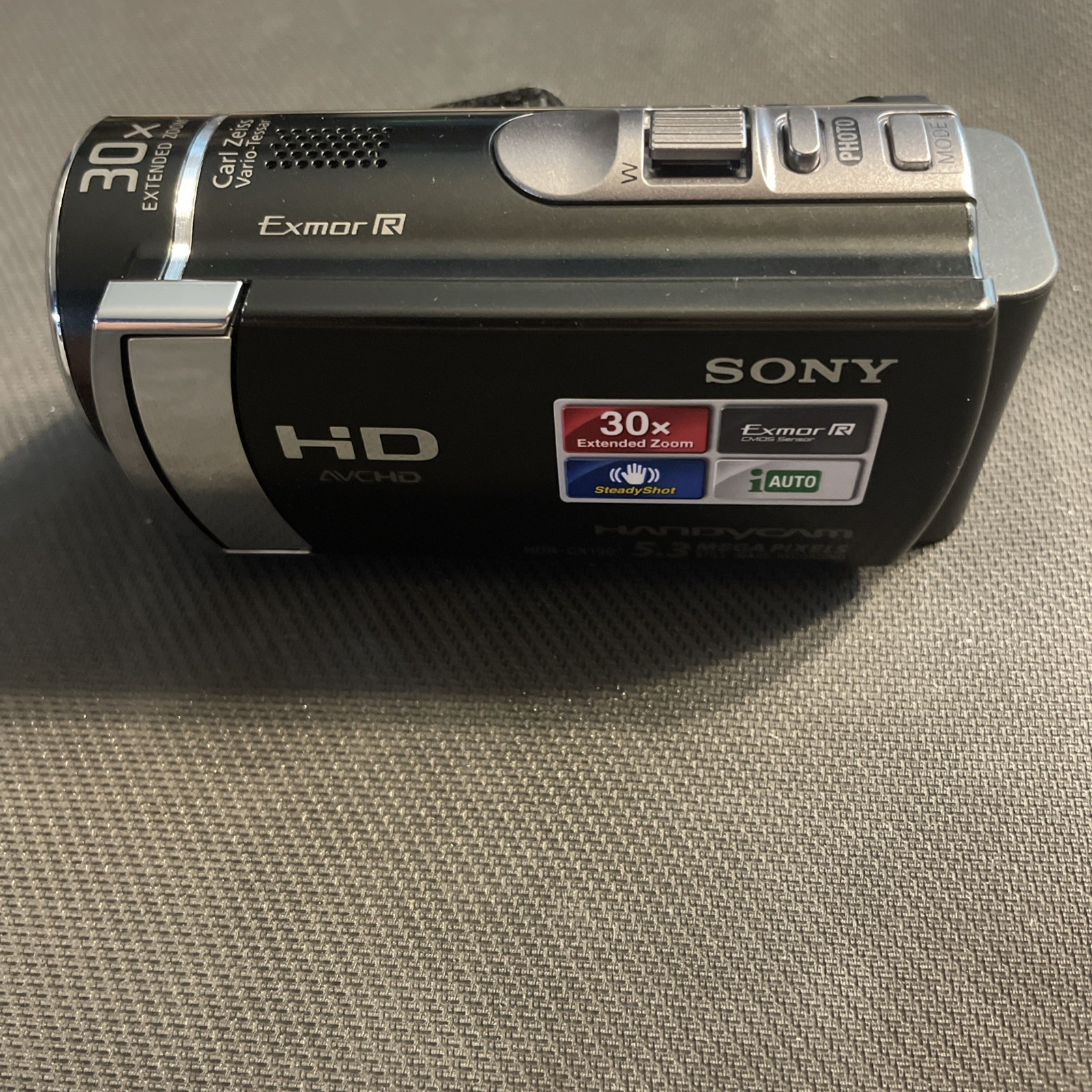 Sony HDR-CX190 HD Handycam Camcorder Tested 30x Zoom w/Charger & Battery - Mint Sony HDR-CX190 HD Handycam Camcorder Tested 30x Zoom w/Charger & Battery - Mint