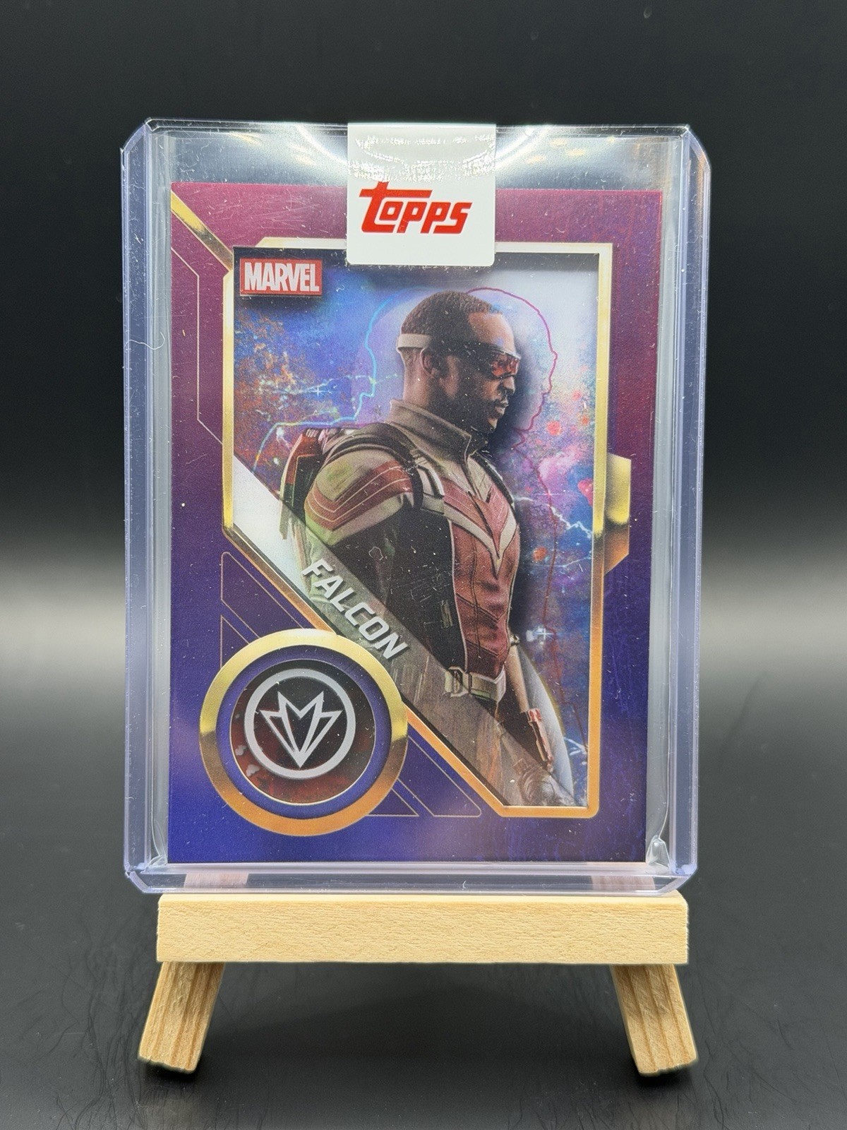 2025 Topps Chrome Marvel Studios Avengers Shadowbox #AS-9 Falcon 2025 Topps Chrome Marvel Studios Avengers Shadowbox #AS-9 Falcon