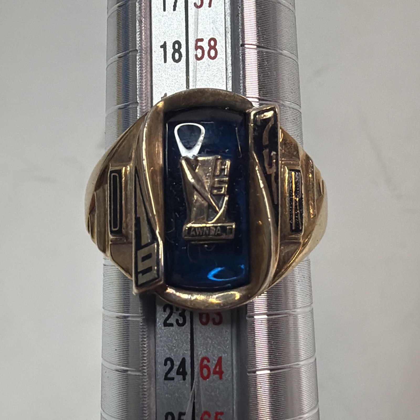 1974 Jostens 10k Gold 9 gr High School Class Ring Sz 9.5 Lawndale California