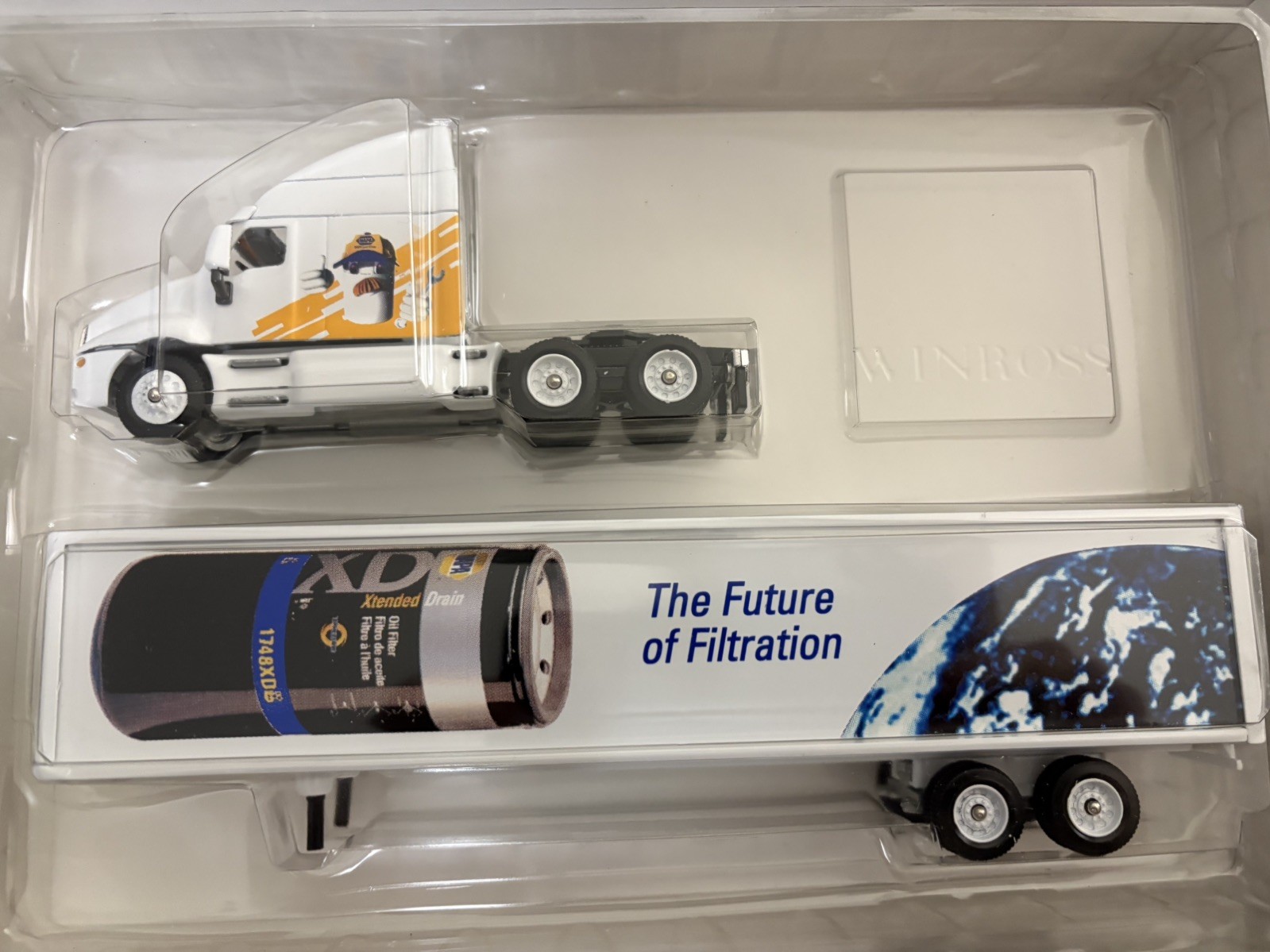 Napa Filters Transporter 1/64 Scale Diecast  Winross  Semi & Trailer,  USA  Made