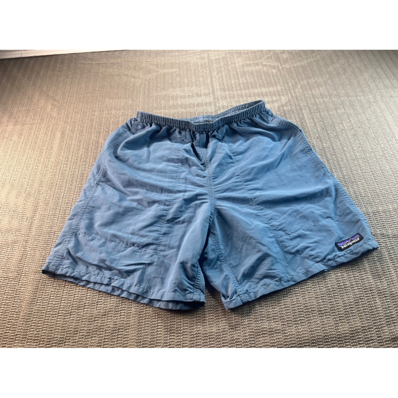 Patagonia Baggies Shorts Mens Small Blue Recycled Nylon Mesh Lined 5 Inch Inseam Patagonia Baggies Shorts Mens Small Blue Recycled Nylon Mesh Lined 5 Inch Inseam