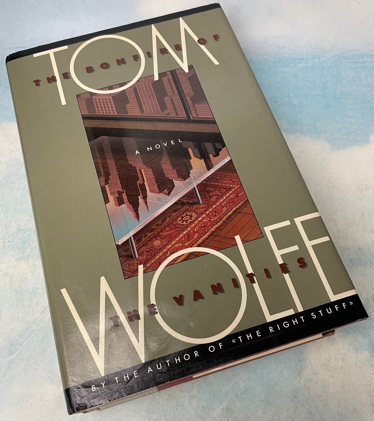 THE BONFIRE OF THE VANITIES Tom Wolfe 1987 Hardcover First Edition 1st Printing