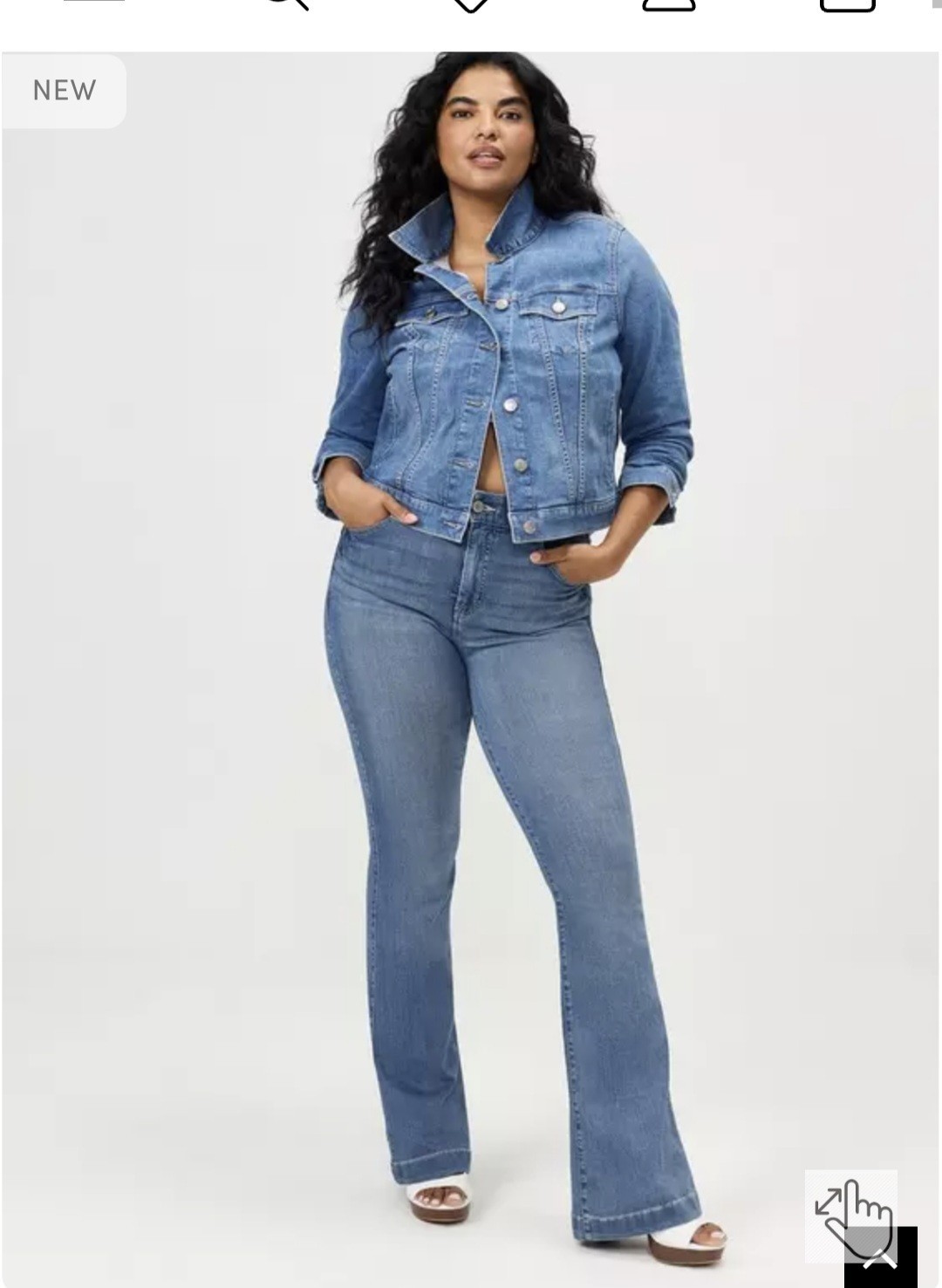 Torrid Bombshell High Rise Flare Jeans Medium Wash Blue Denim 5-Pocket Button