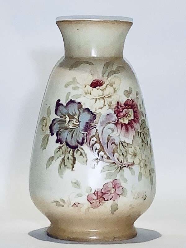 Stunning Vintage Hand Painted S.F. & CO England Royal Devon #84