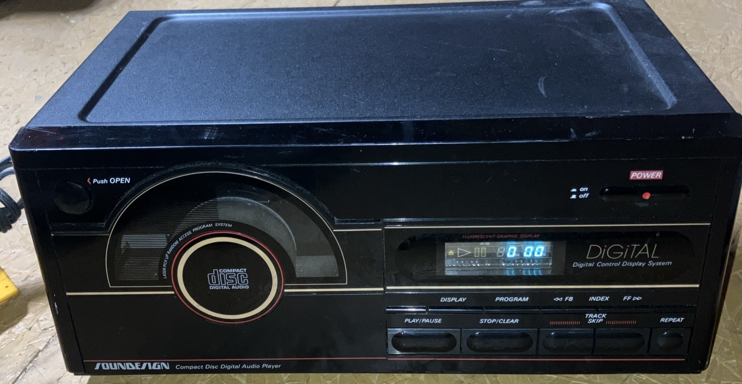 Vintage Soundesign 5044 BLK CD Compact Disc Player 1988 TESTED