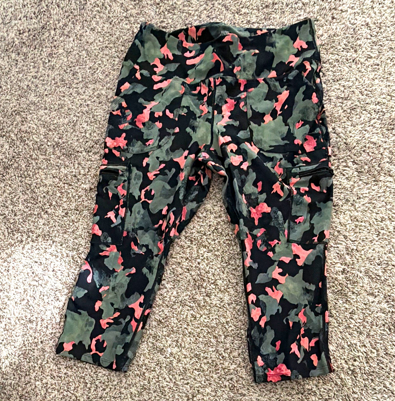 Torrid Happy Camper Camo Capri Leggings XL High Rise Stretch Zip Pockets