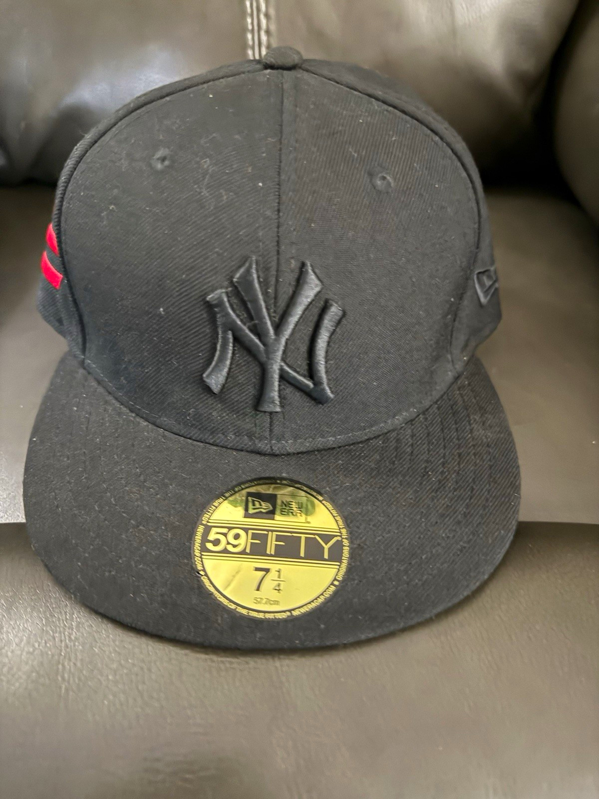 2010 New York Yankees Hat From Jay Z & Eminem Tour “The Home & Home Tour” 7 1/4 2010 New York Yankees Hat From Jay Z & Eminem Tour “The Home & Home Tour” 7 1/4