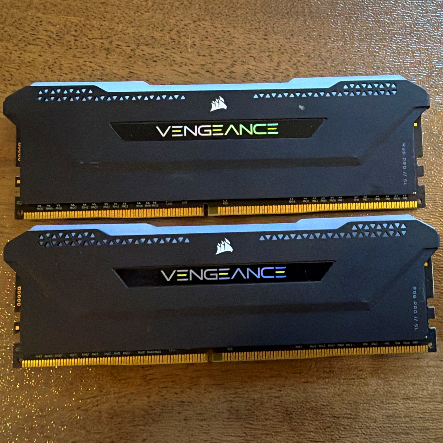 Corsair Vengeance Pro SL 16GB (2x8GB) DDR4 4000MHz DIMM 288-Pin Unbuffered