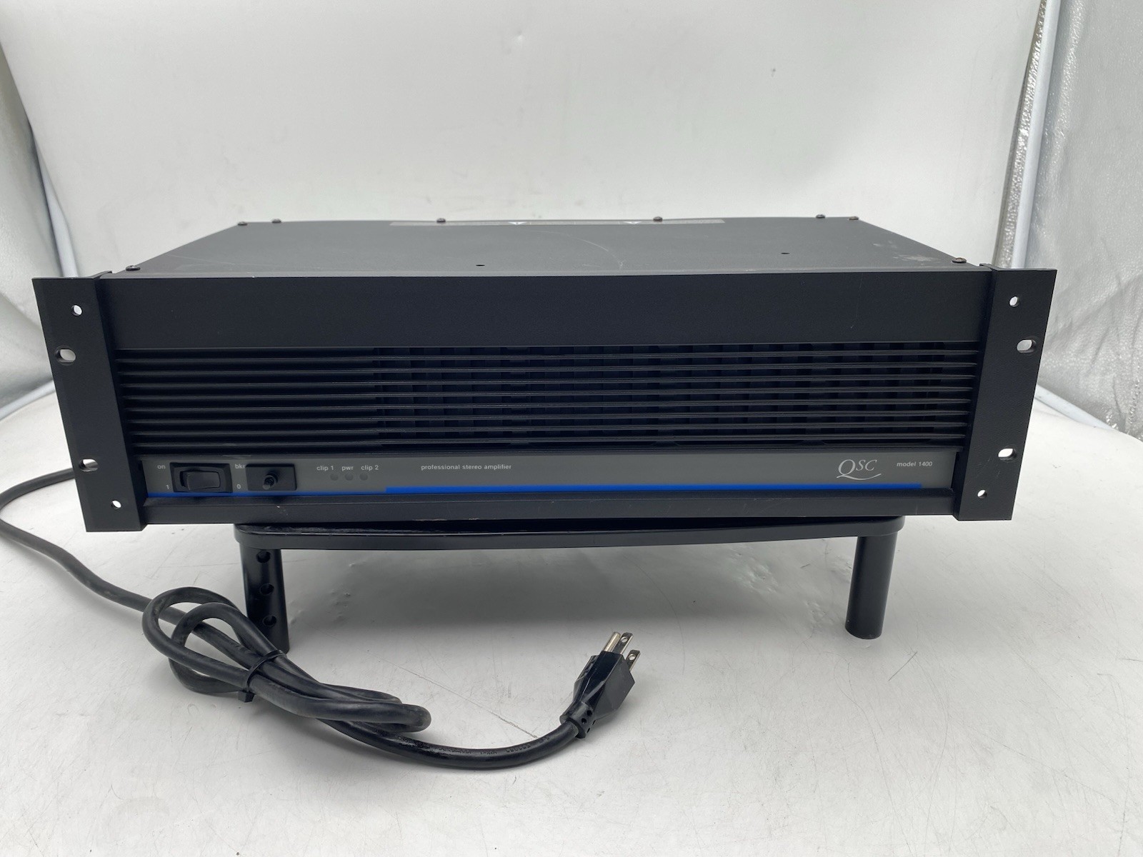 QSC Audio Model 1400 Stereo Power Amplifier w/ Rack Ears