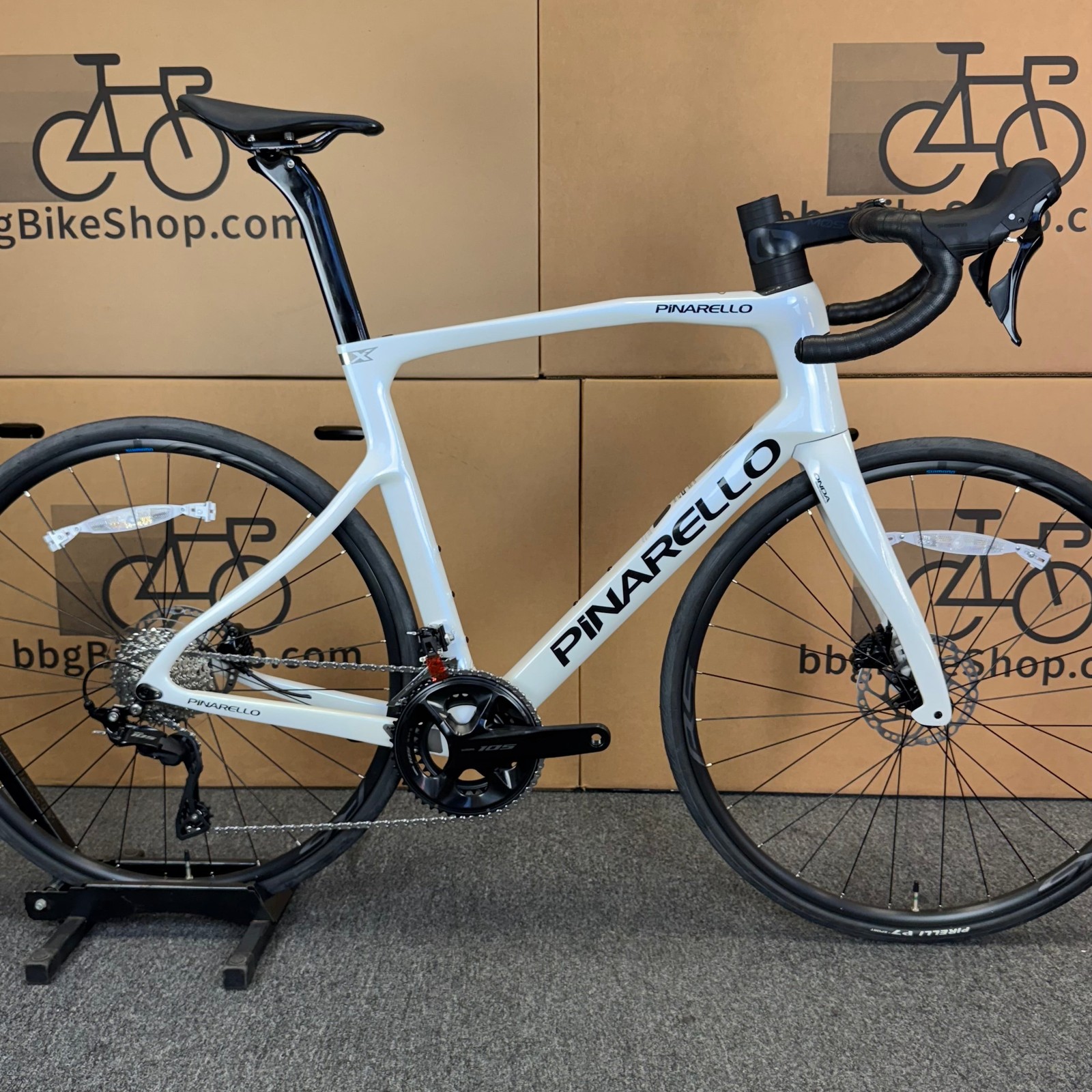 Demo Pinarello X1, Endurance Carbon Fiber Road Bike-2025, 56cc (57cm) Demo Pinarello X1, Endurance Carbon Fiber Road Bike-2025, 56cc (57cm)