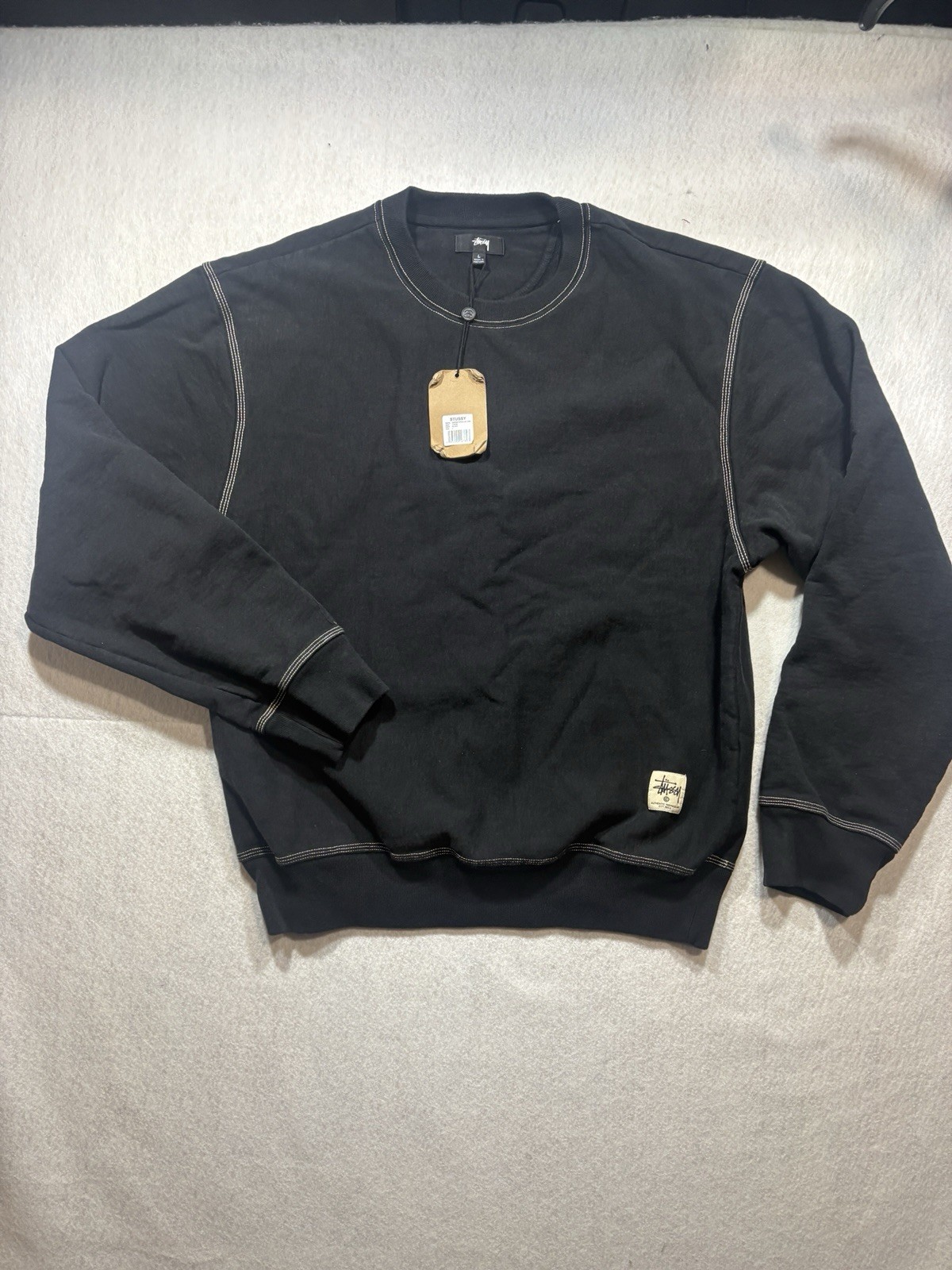 Stussy Black Contrast Stitch Label Crew Sweatshirt Long Sleeve Men Size Large Stussy Black Contrast Stitch Label Crew Sweatshirt Long Sleeve Men Size Large
