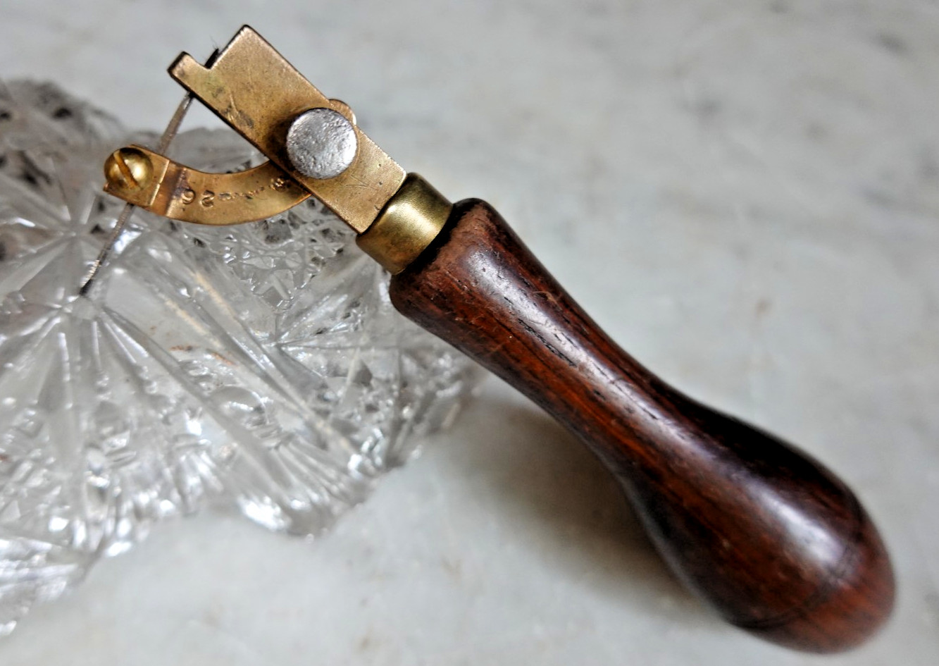 Antique ME HALL  LEATHER WORKING EDGER CHANNEL GROOVER #26 Cobbler Saddle Maker