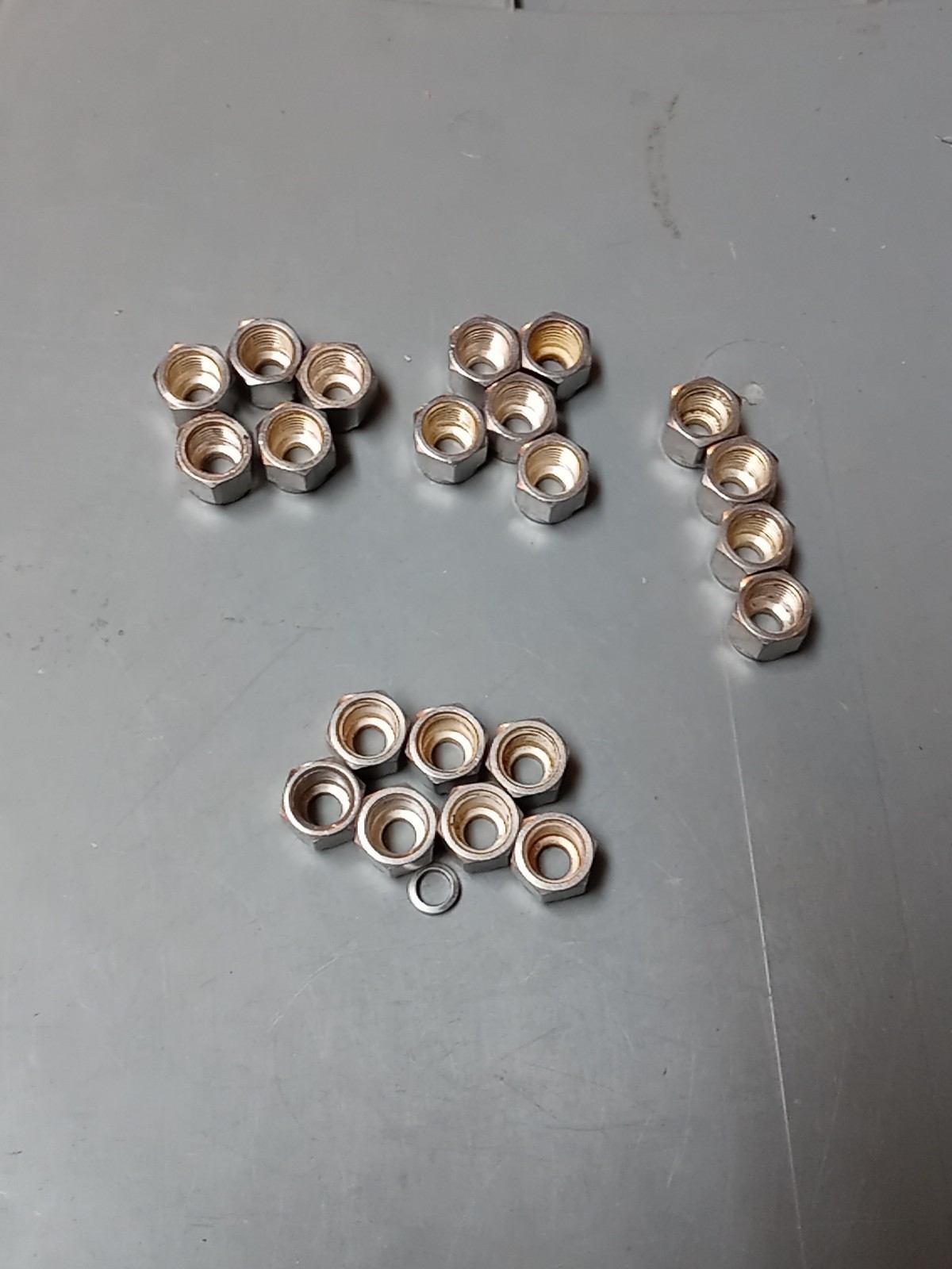 Swagelok Parker Compression Tubing Nuts Lot Of 21 14 Parker 7 Swagelok New Swagelok Parker Compression Tubing Nuts Lot Of 21 14 Parker 7 Swagelok New