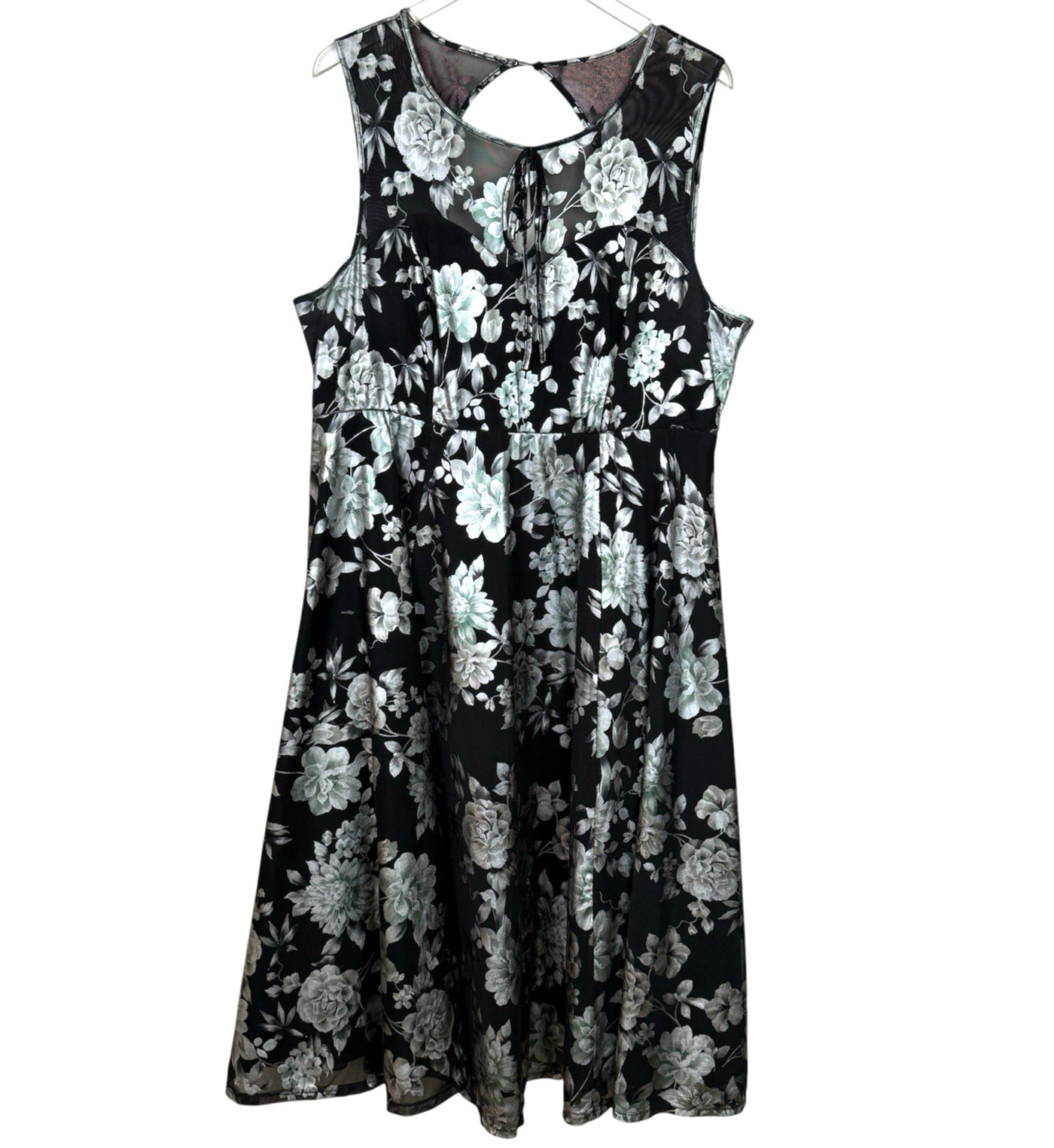 Torrid Retro Chic Dress Womens 18 Black Floral Mesh Fit & Flare Midi Cocktail