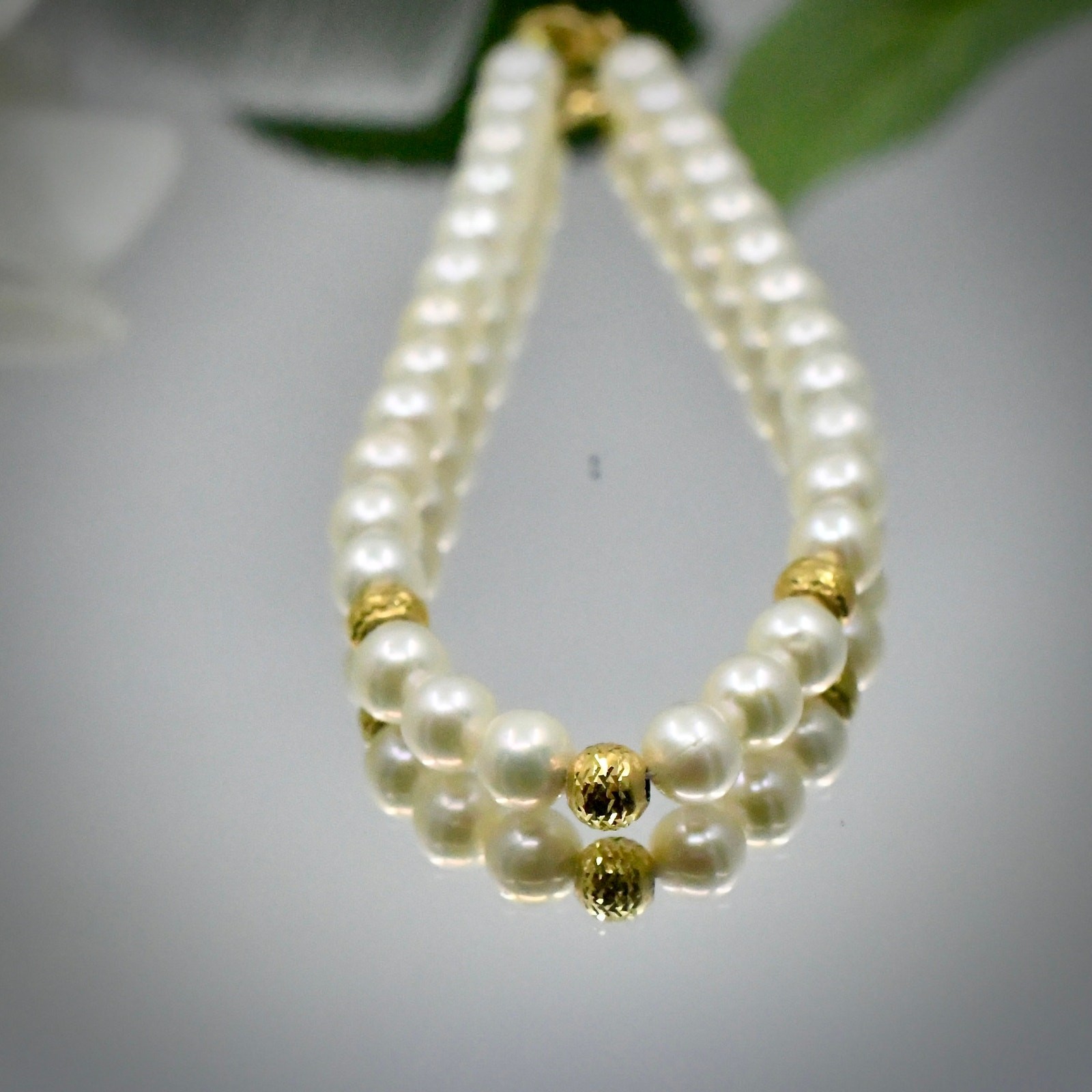 Vintage 18K Yellow Gold Cultured Pearl Bracelet 7.25\