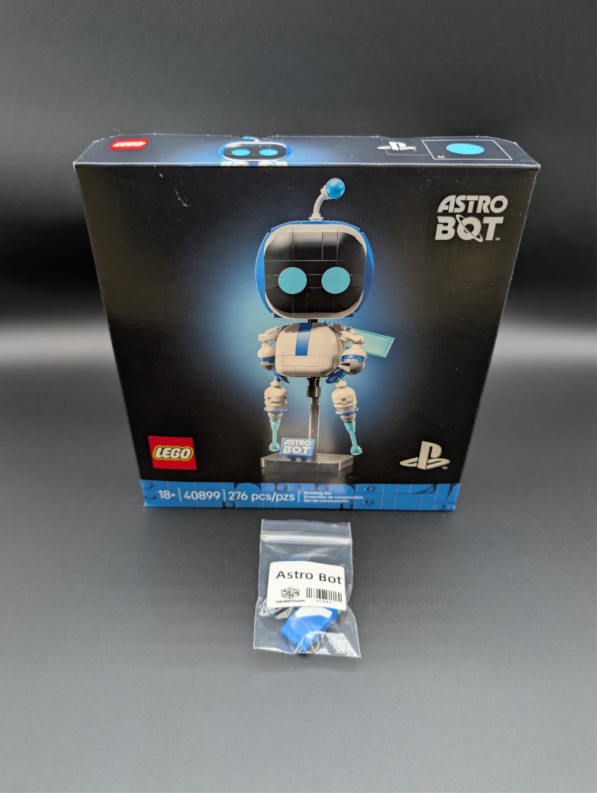 LEGO 40899 Astro Bot Building Set Brand New Sealed (includes NO-STICKER KIT) LEGO 40899 Astro Bot Building Set Brand New Sealed (includes NO-STICKER KIT)