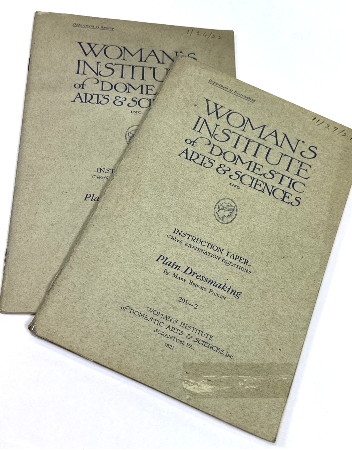 Woman\'s Institute of Domestic Arts & Sciences Plain Dressmaking & Undergarments Woman\'s Institute of Domestic Arts & Sciences Plain Dressmaking & Undergarments
