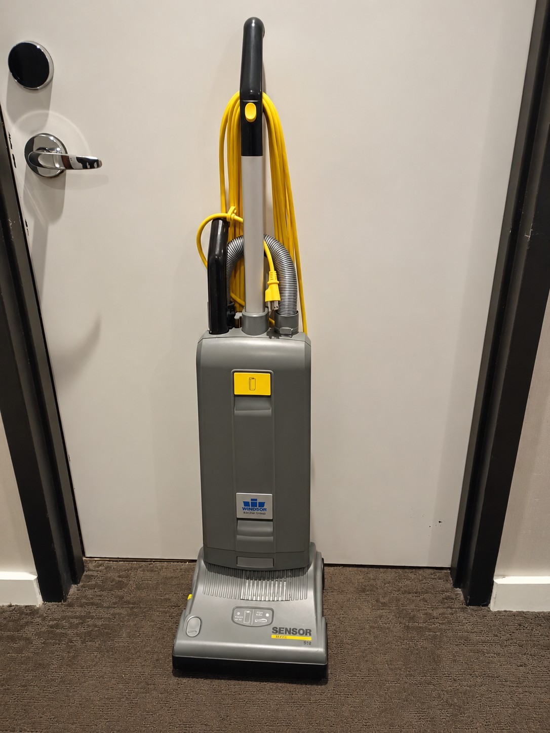 Karcher Windsor Sensor S12 Commercial Vacuum Karcher Windsor Sensor S12 Commercial Vacuum