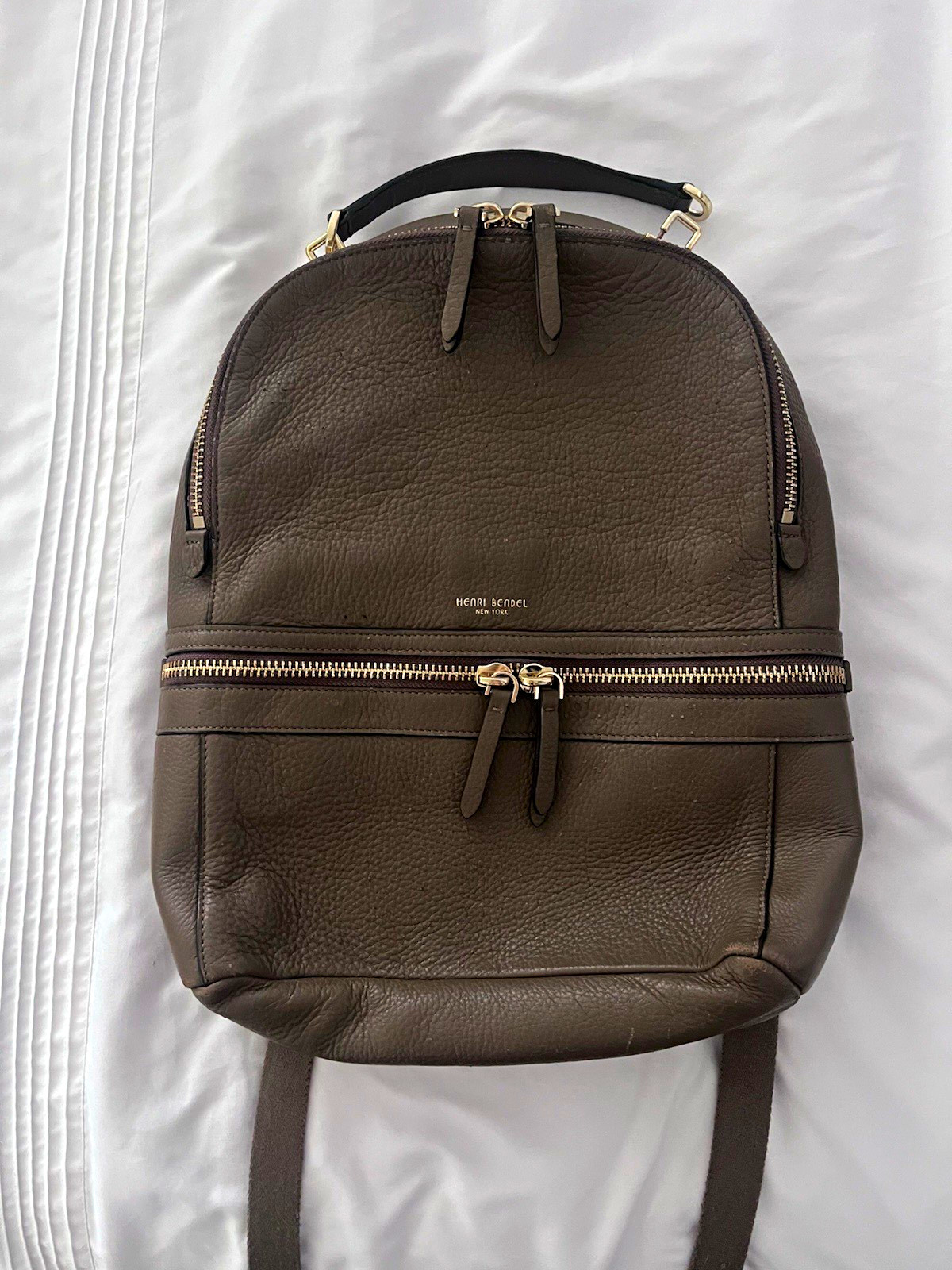 Henri Bendel West 57th Taupe Pebbled Large Backpack Zip Lined Inner Pockets Henri Bendel West 57th Taupe Pebbled Large Backpack Zip Lined Inner Pockets