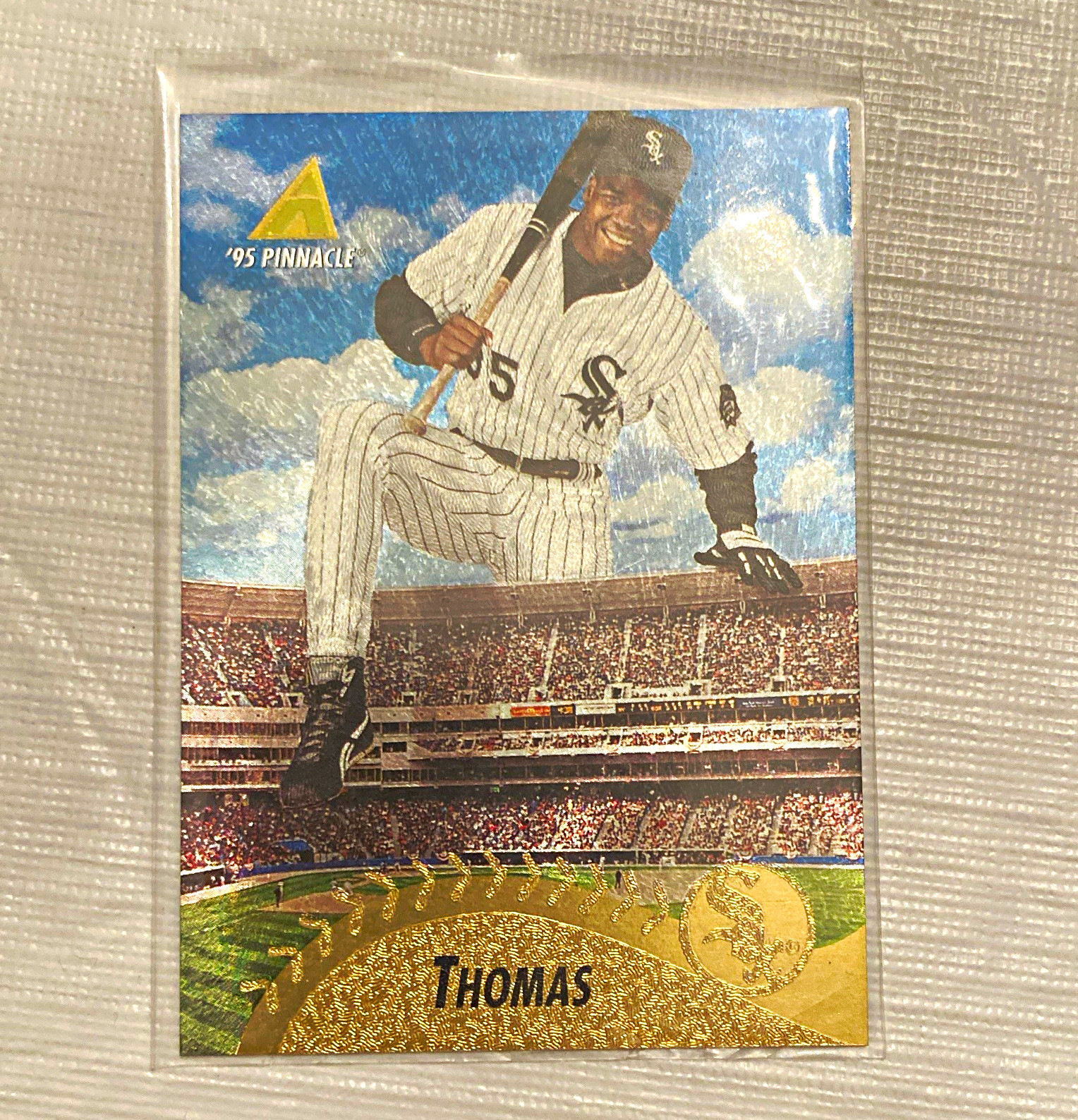 Pinnacle 1995 Frank Thomas #226 Museum Collection Chicago White Sox Card Pinnacle 1995 Frank Thomas #226 Museum Collection Chicago White Sox Card