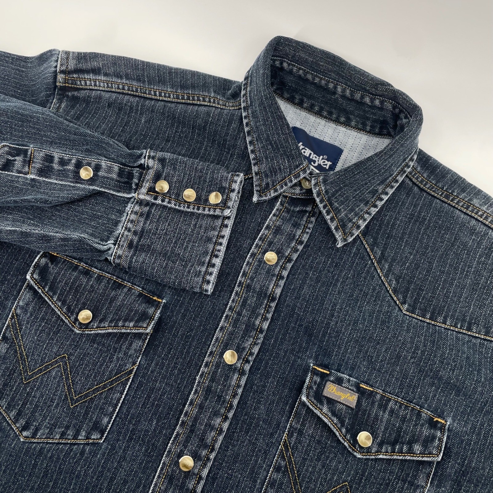 Vintage Wrangler Western Shirt Mens Large Blue Herringbone Denim Pearl Snap