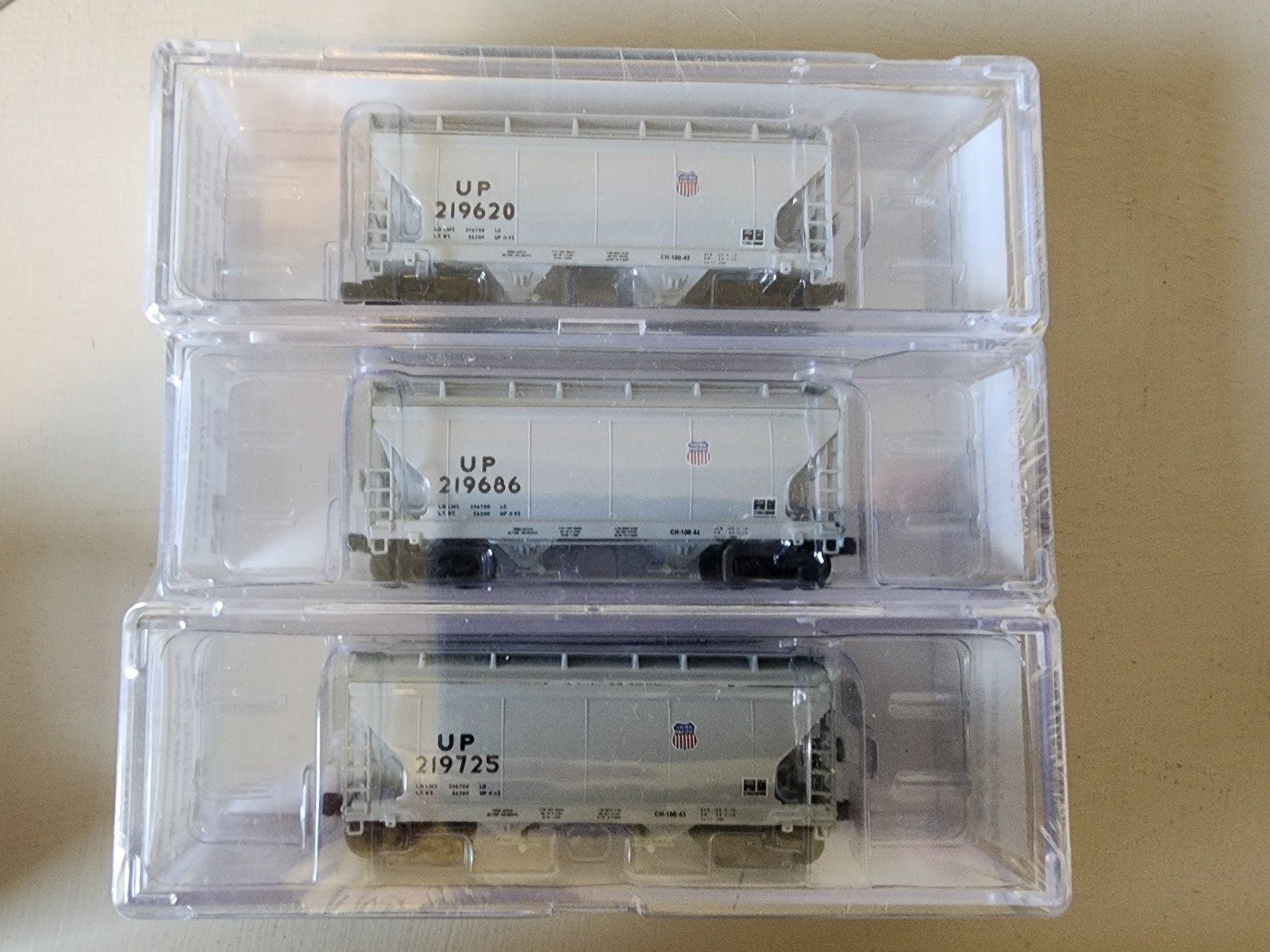 N-scale PWRS Union Pacific UP ACF 2 Bay Covered Hopper N1059-3B NEW IN BOX 1036 N-scale PWRS Union Pacific UP ACF 2 Bay Covered Hopper N1059-3B NEW IN BOX 1036