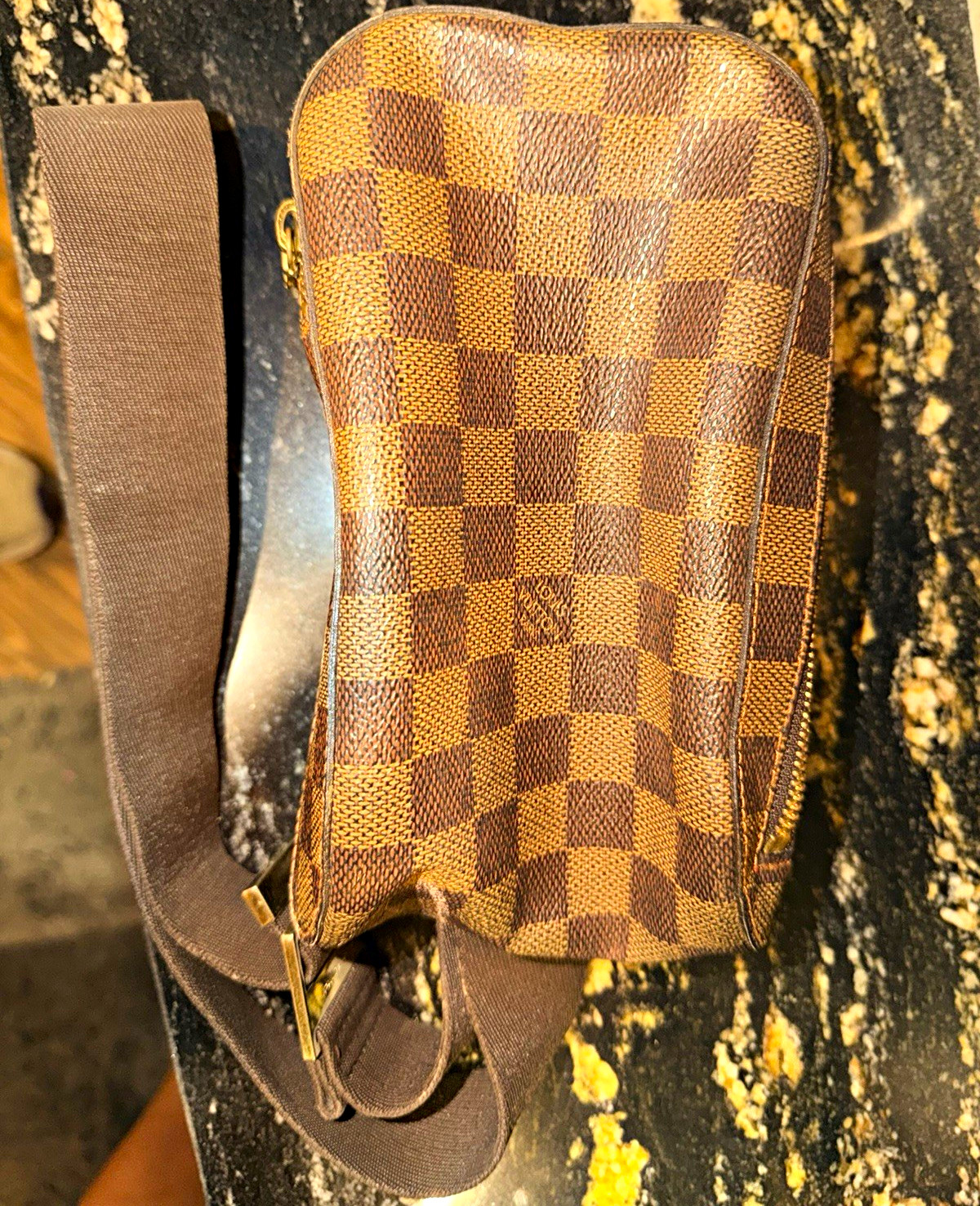 Authentic Louis Vuitton Damier Ebene Brown Belt Bag Fanny Pack Zip Authentic Louis Vuitton Damier Ebene Brown Belt Bag Fanny Pack Zip