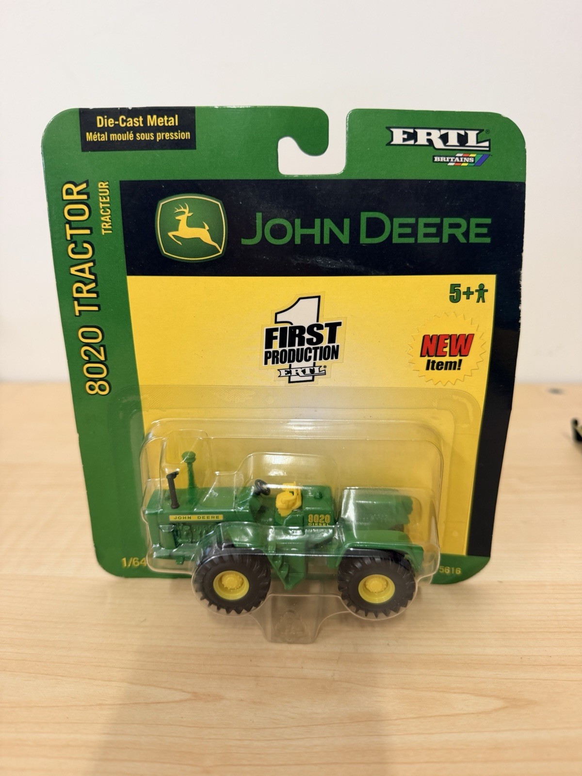 Ertl 1:64 John Deere /8020 4WD Articulated Tractor Diecast Farm Toy