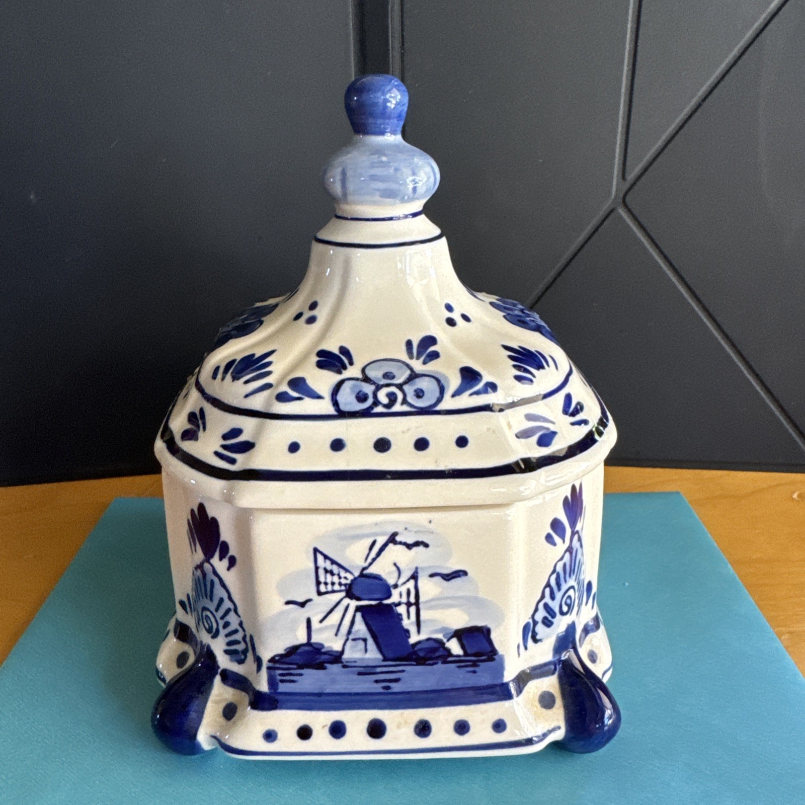 VTG Delft Blue Hand Painted Flowers & Windmills Porcelain 6 Sided Dish w/Lid