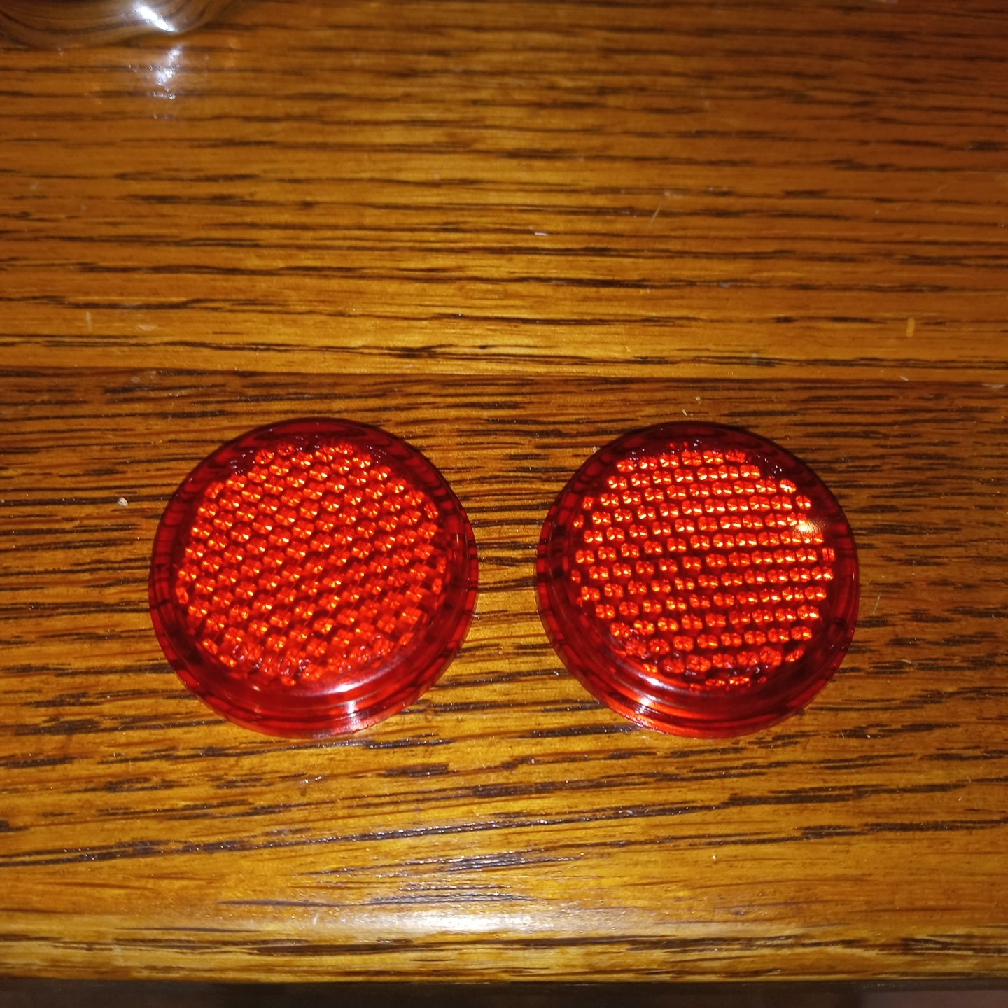 NORS 1949-1950 -CHEVROLET STIMSONITE REFLECTORS-GUIDE X 42 (PAIR)
