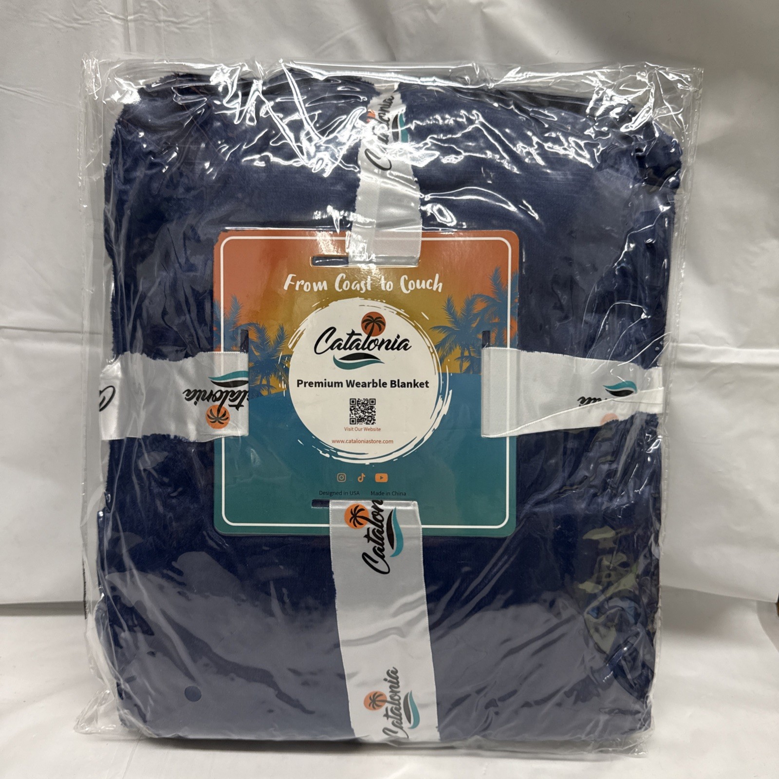 CATALONIA PREMIUM WEARABLE BLANKET -  BLUE