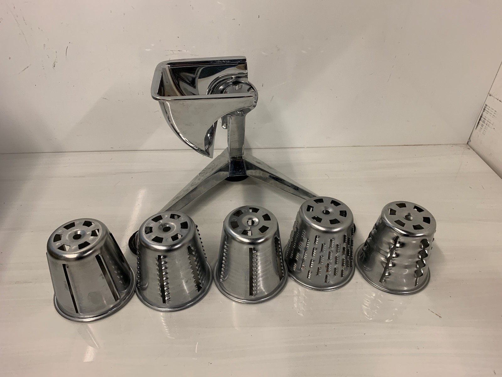 Vintage Saladmaster Five Star Rotary Food Processor Slicer Shredder 5 Cones Set