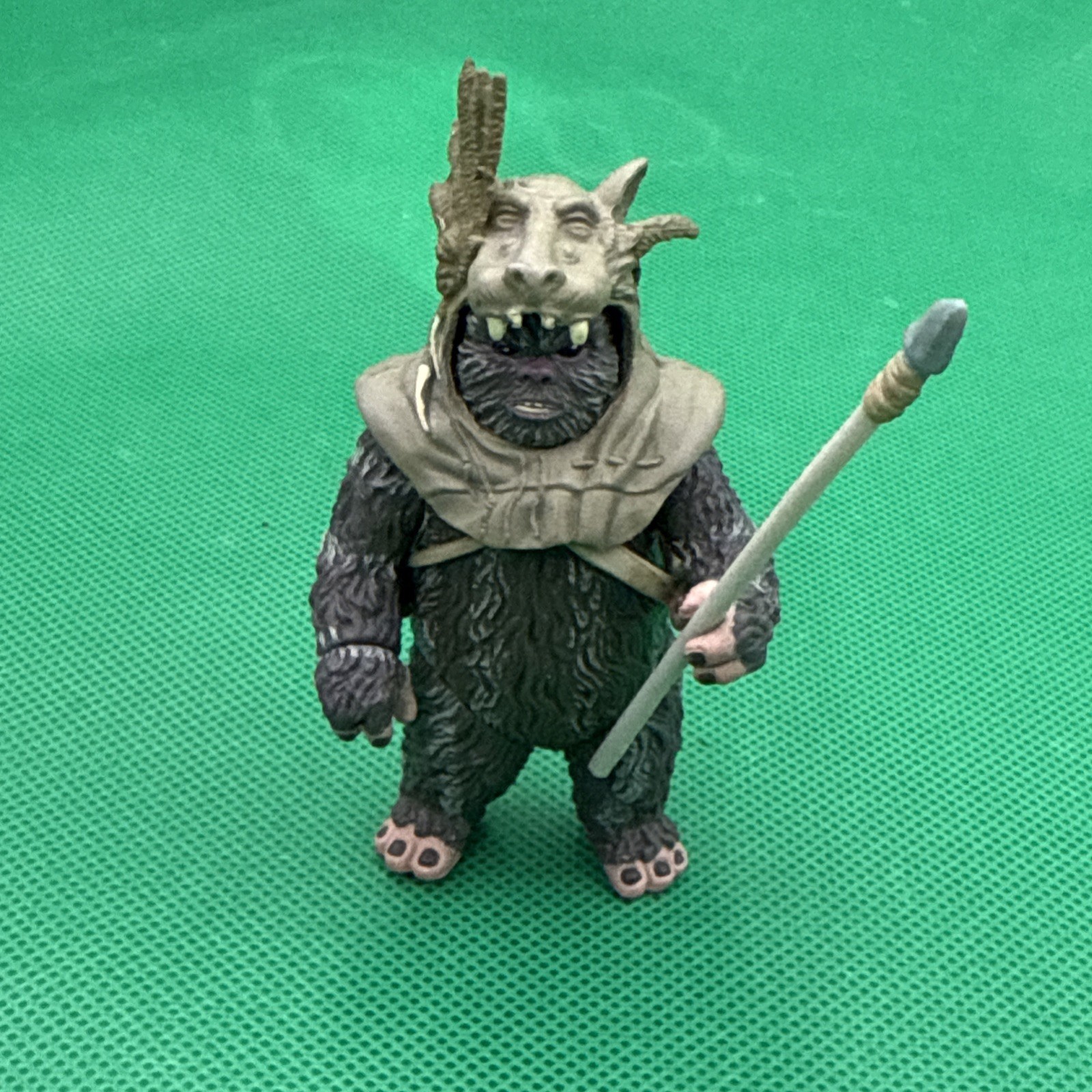 Star Wars Figure Saga Teebo Ewok loose no spear 2002 ROTJ Army Builder Rare HTF Star Wars Figure Saga Teebo Ewok loose no spear 2002 ROTJ Army Builder Rare HTF