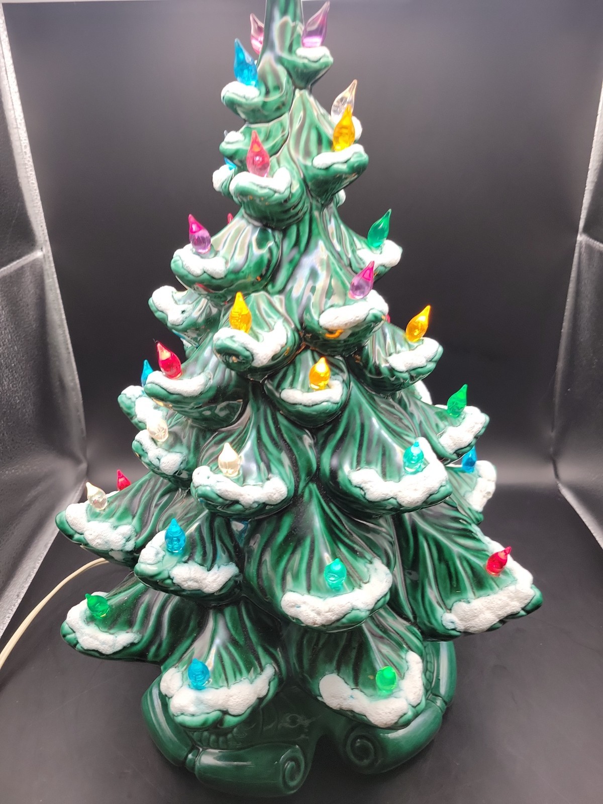 Vtg 1970s Atlantic Mold 17” Ceramic Christmas Tree w/ Scroll Base Vtg 1970s Atlantic Mold 17” Ceramic Christmas Tree w/ Scroll Base