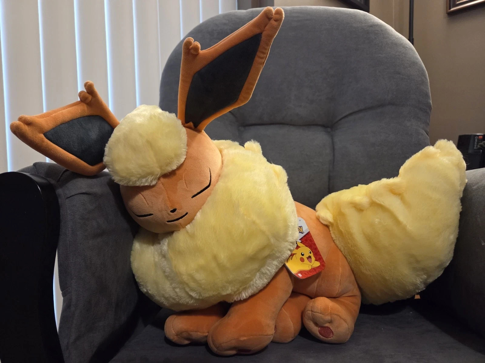 Pokémon Flareon 18\ Pokémon Flareon 18\